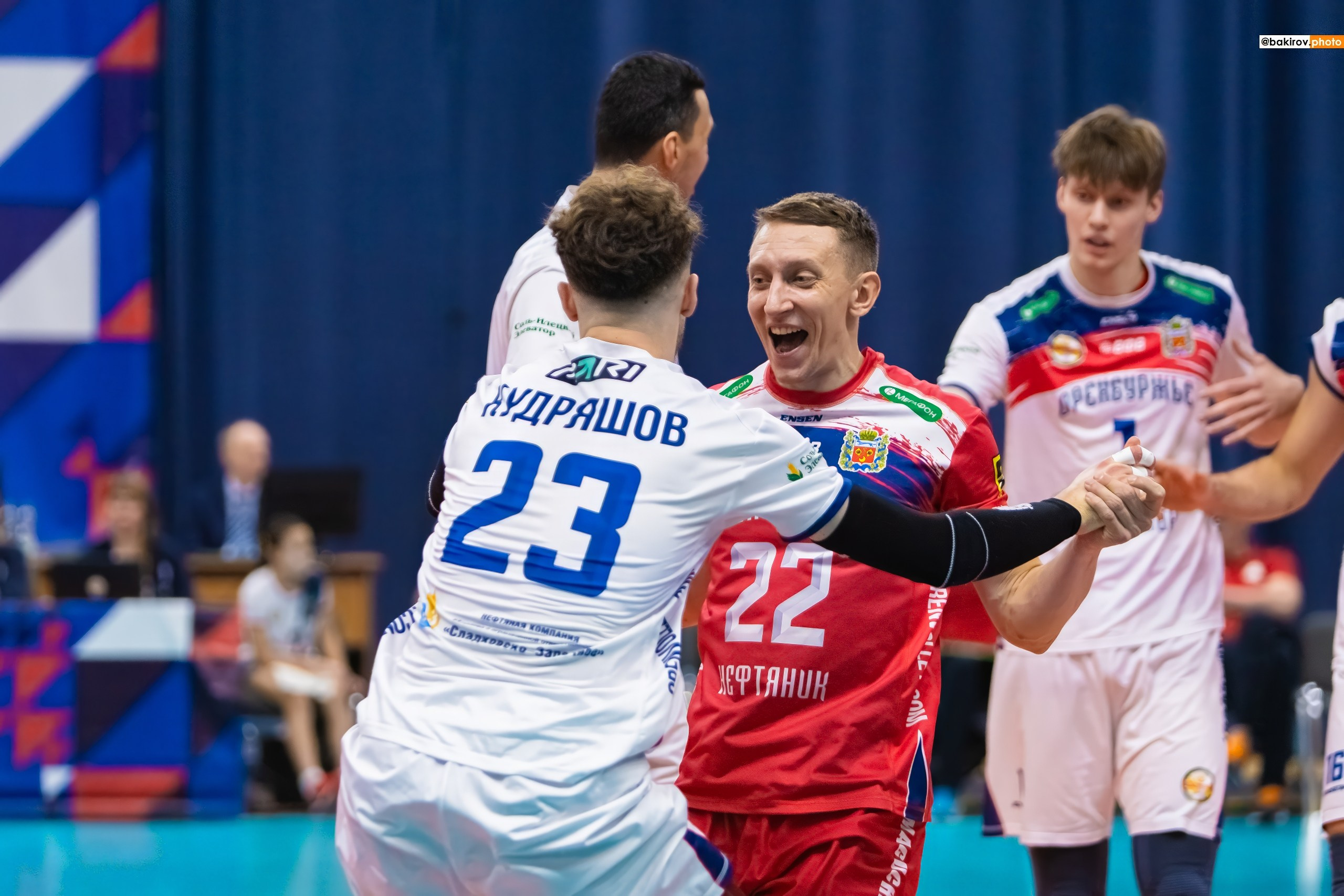 06.11 Волейбол. Нефтяник-Кузбасс. Команда специалистов в мире фотографии и видео. Детский фотограф, семейный фотограф