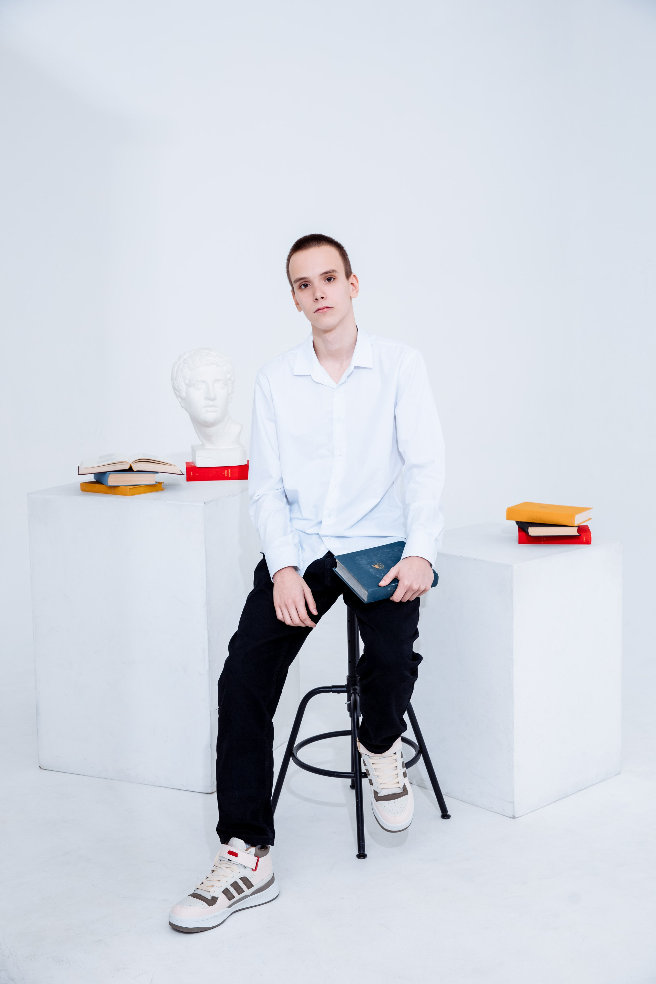 Старшая школа. Выпускные школьные фотоальбомы для школ и детских садов в Волгограде и Волжском