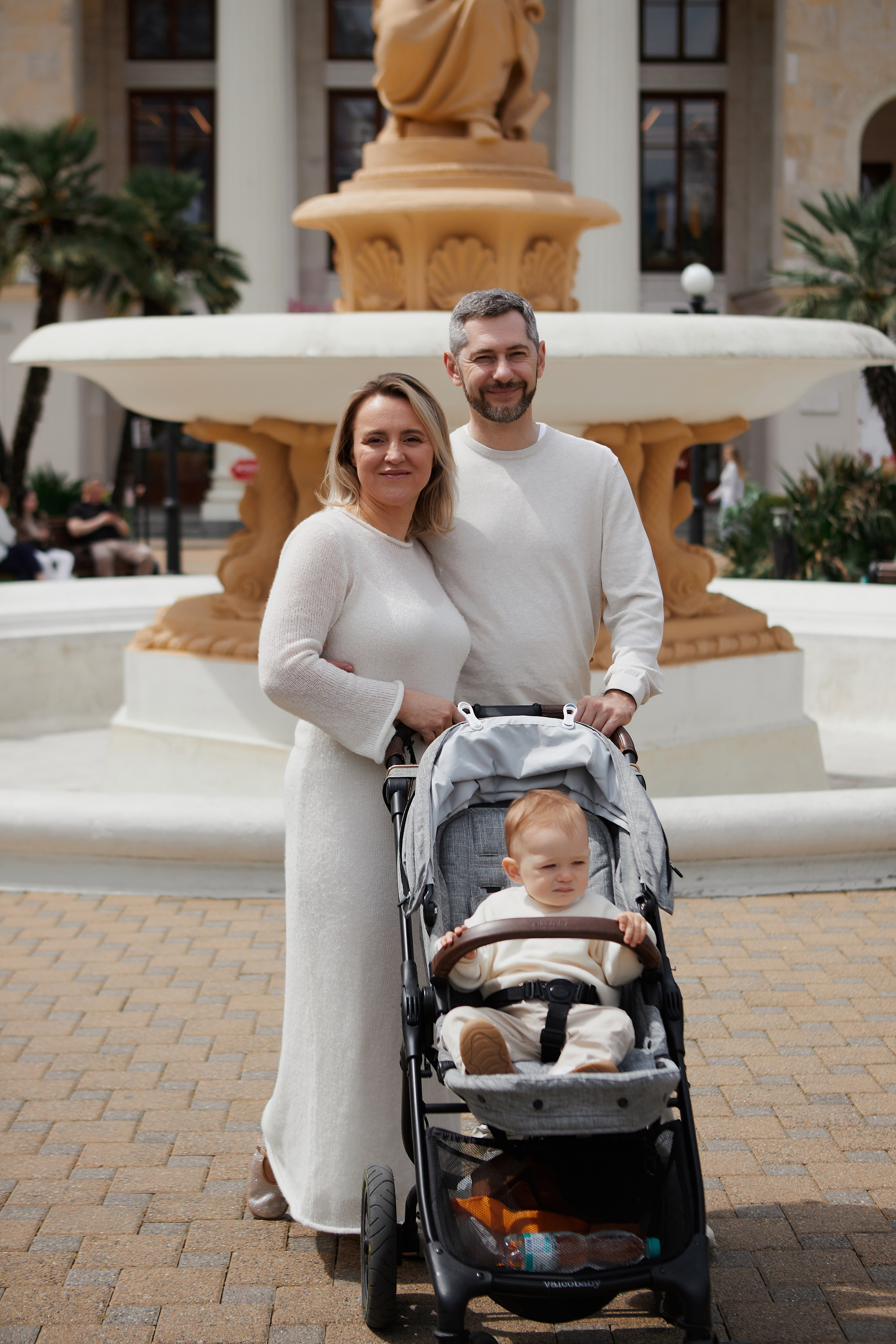 Фотосессия красивой семьи Кангун. Свадебный и семейный фотограф в Сочи-Красной поляне Ларионова Анна