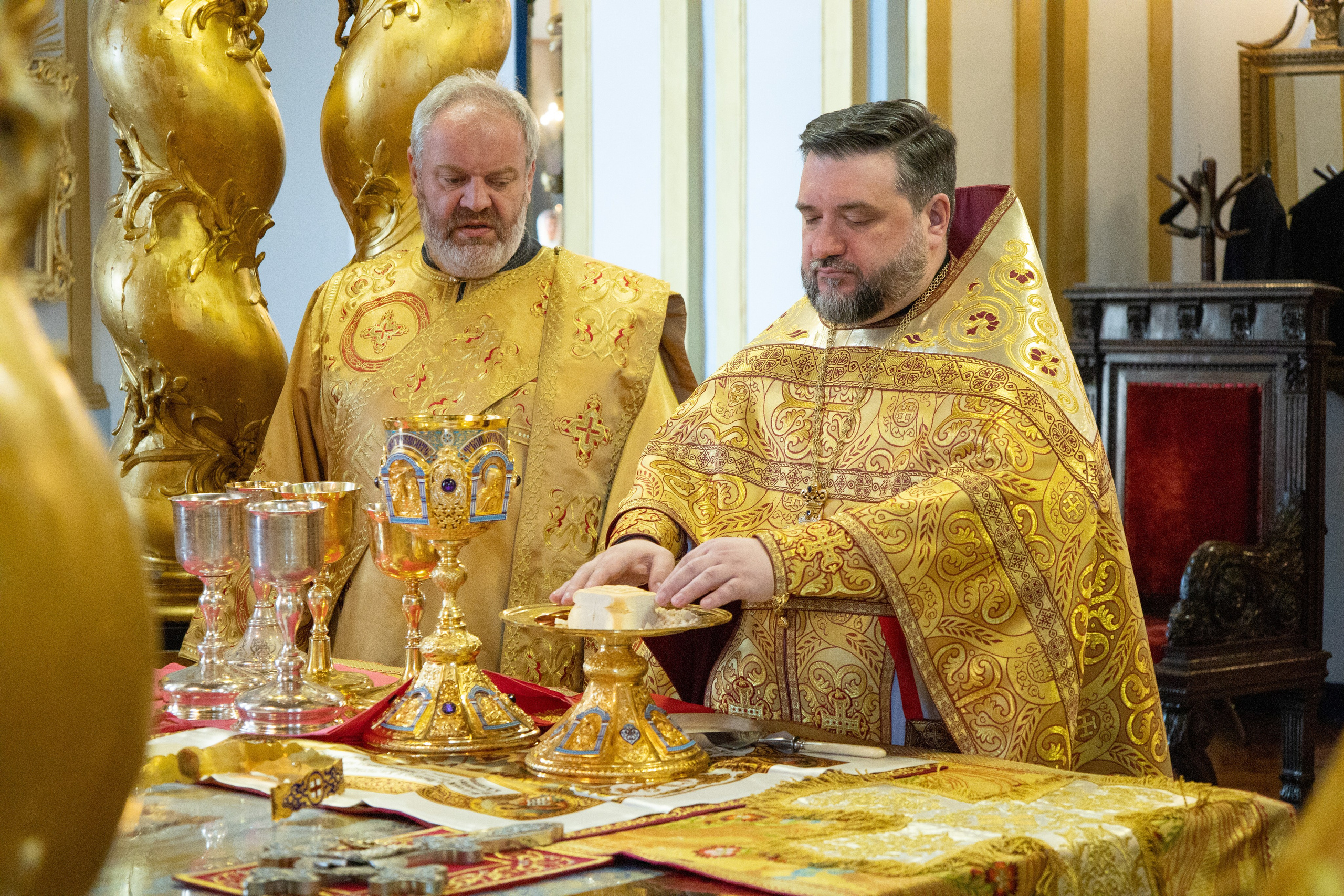 НЕДЕЛЯ 1-Я ПО ПЯТИДЕСЯТНИЦЕ. ВСЕХ СВЯТЫХ. НИКОЛО-БОГОЯВЛЕНСКИЙ МОРСКОЙ СОБОР