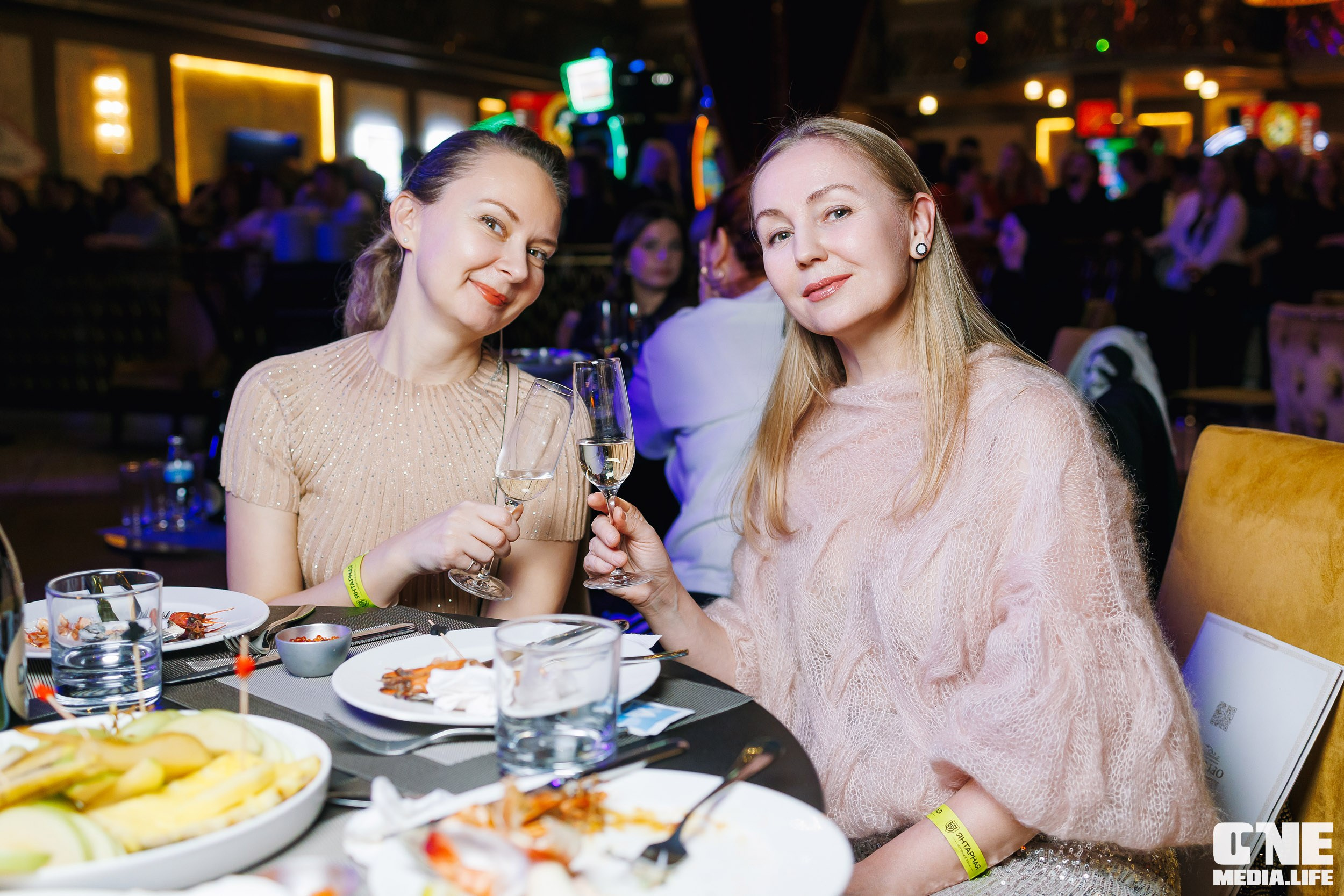 Фоторепортаж из казино Собрание. One Media Life: фоторепортажи, фотоотчеты с мероприятий и заведений