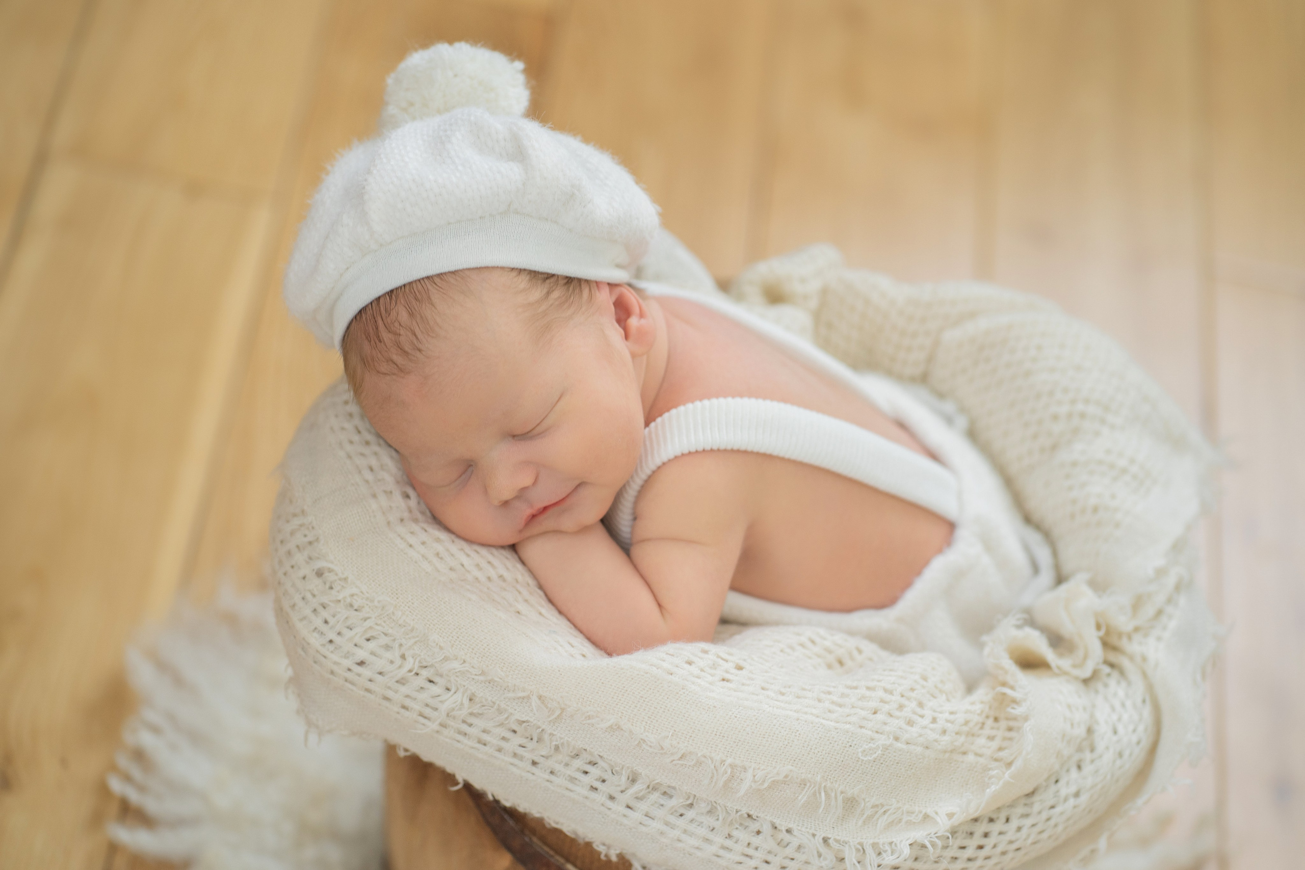 Фотосессия новорожденного в Москве. Фотограф новорожденных выезд на дом