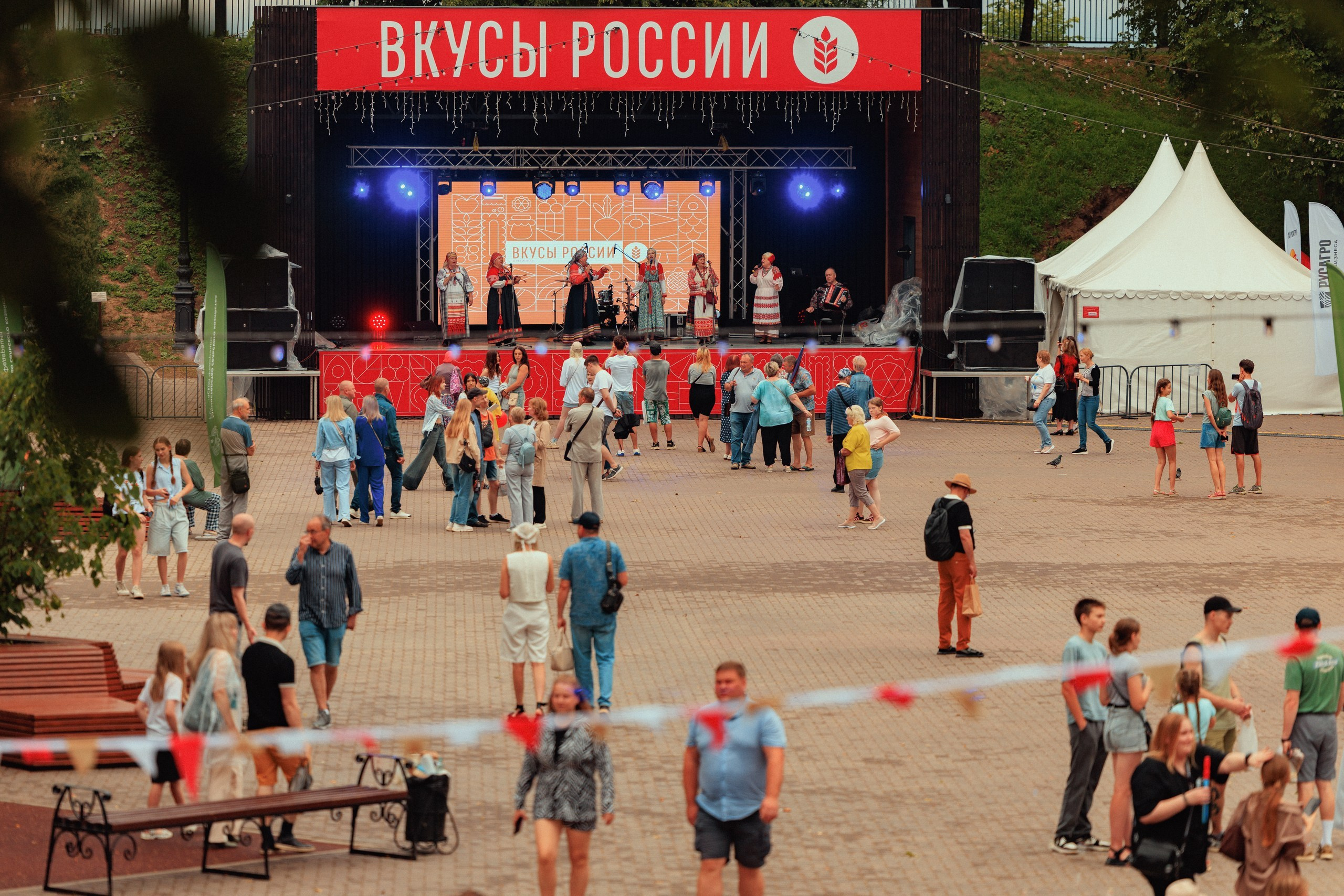 Фестиваль «Вкусы России» Смоленск 2026. Репортажный фотограф в Москве Измалков Артем