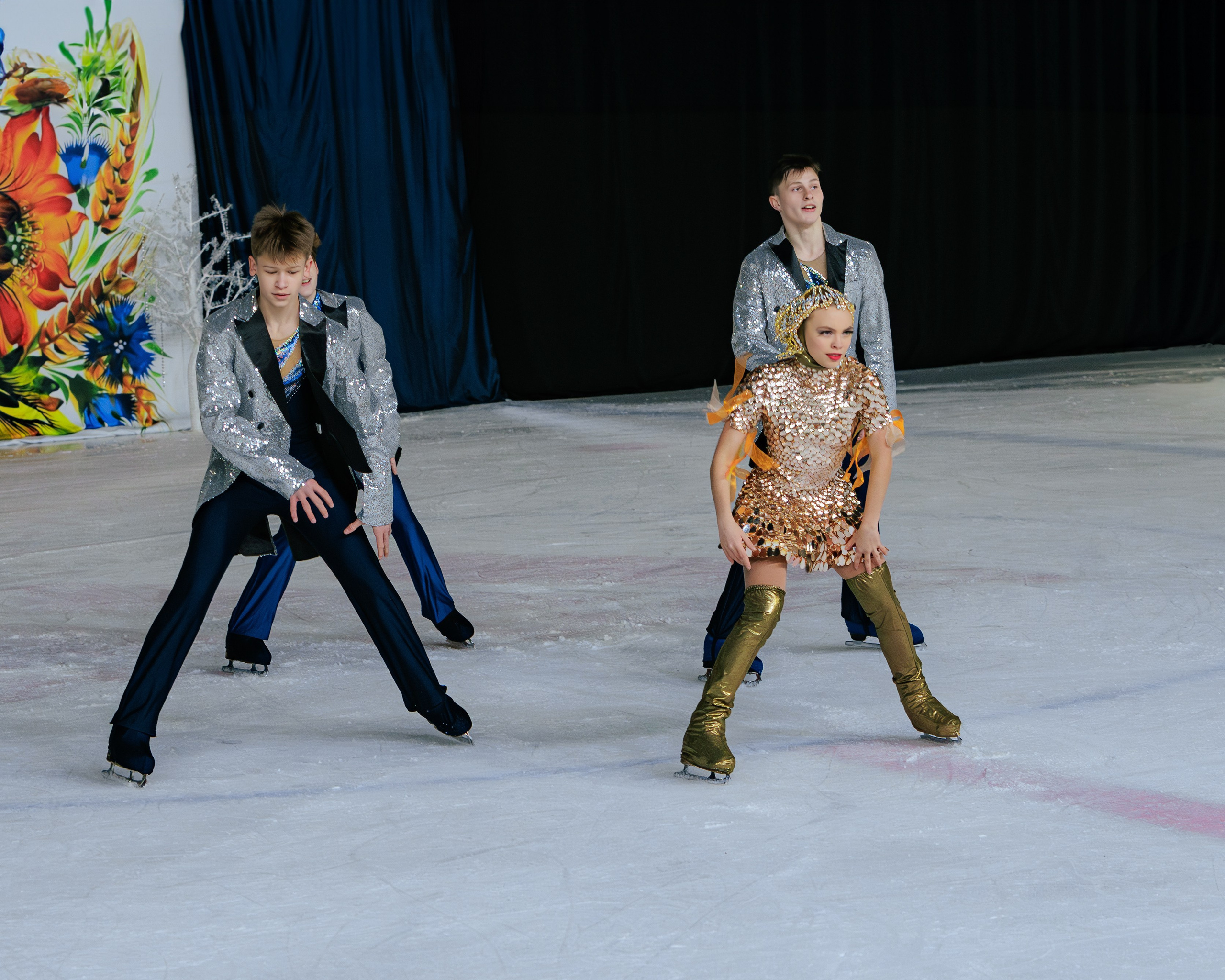 Детский театр на льду «АЛЕКО». Выпускные альбомы и школьный фотограф в Подольске, Троицке, Щербинке, Москве и Московской области