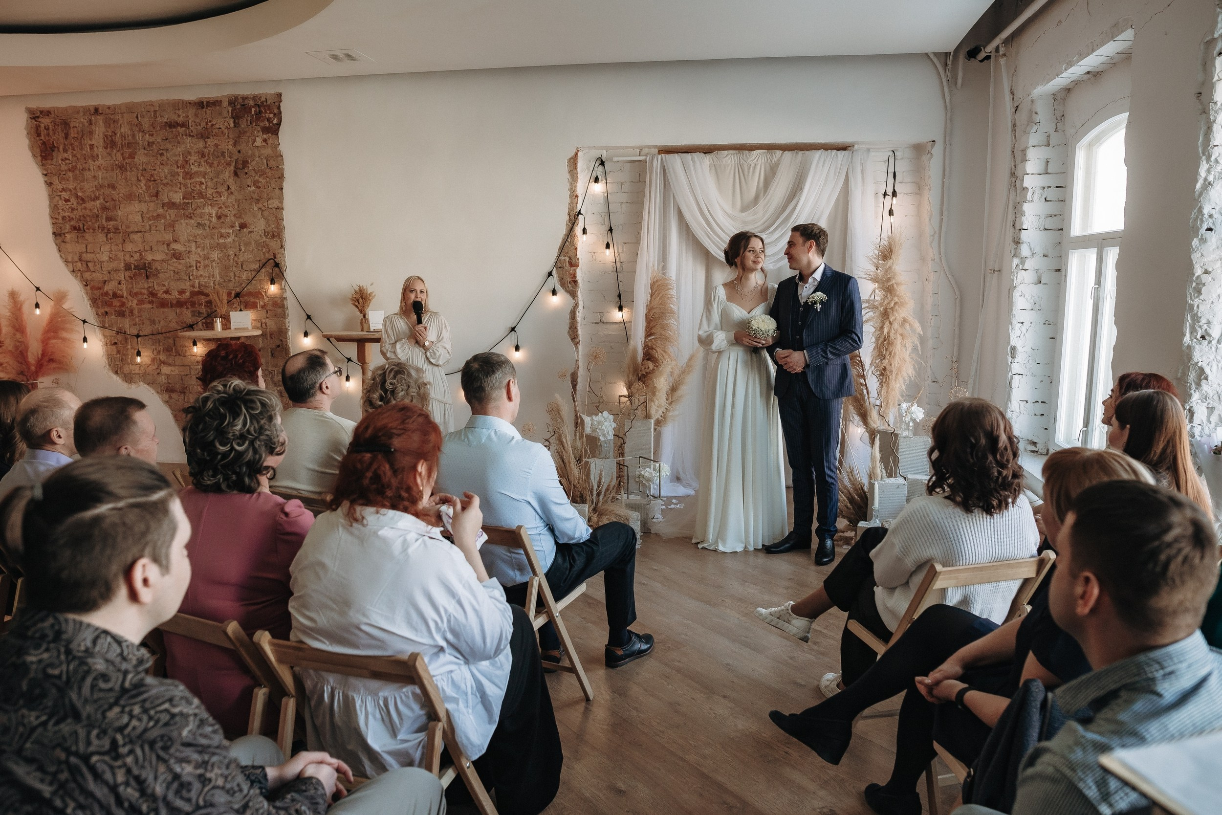 Фотостудии и пространства Перми для свадебной фотосессии. Свадебный фотограф Пермь