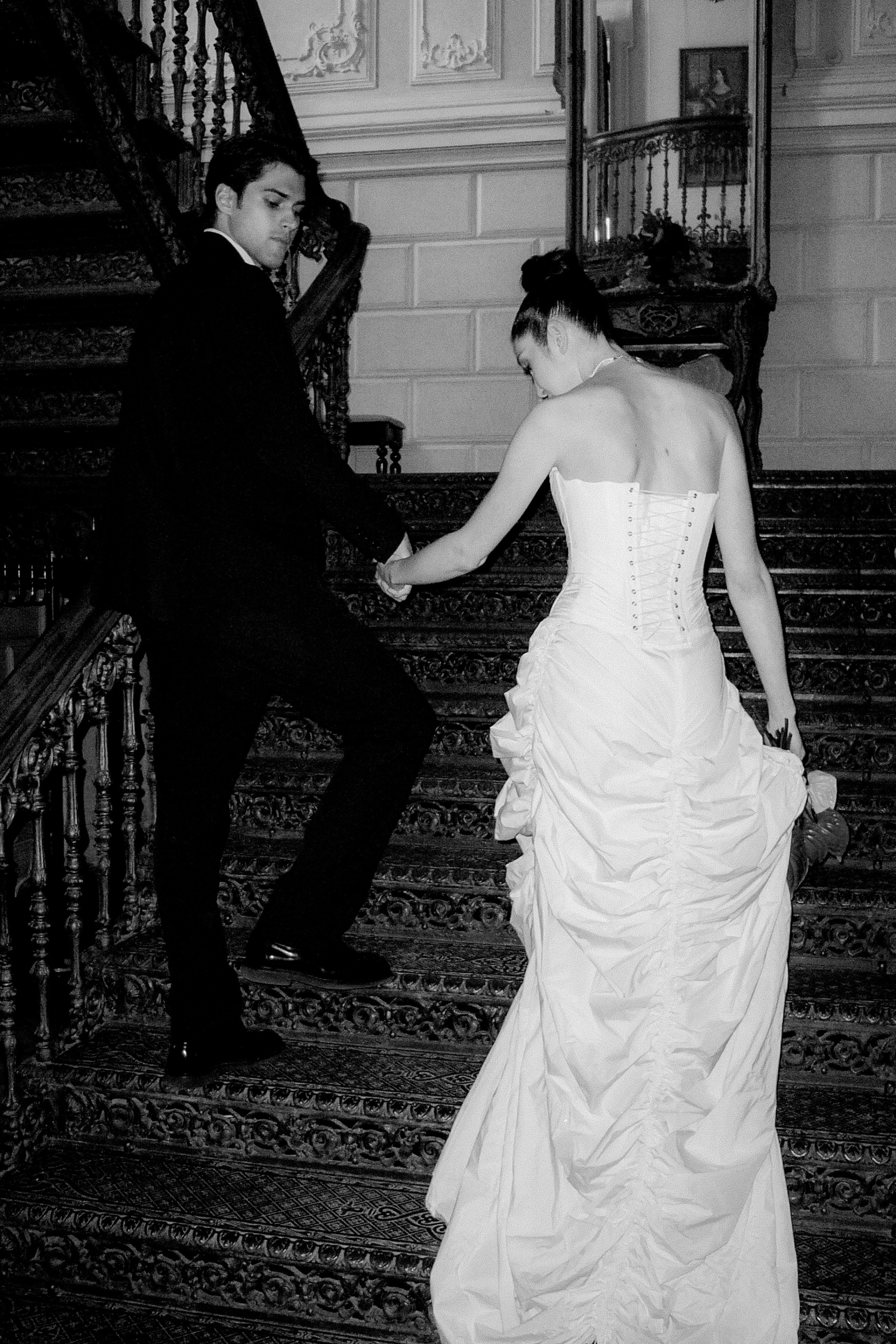 Свадебная церемония, фотосессия в библиотека-читальни А.С. Пушкина