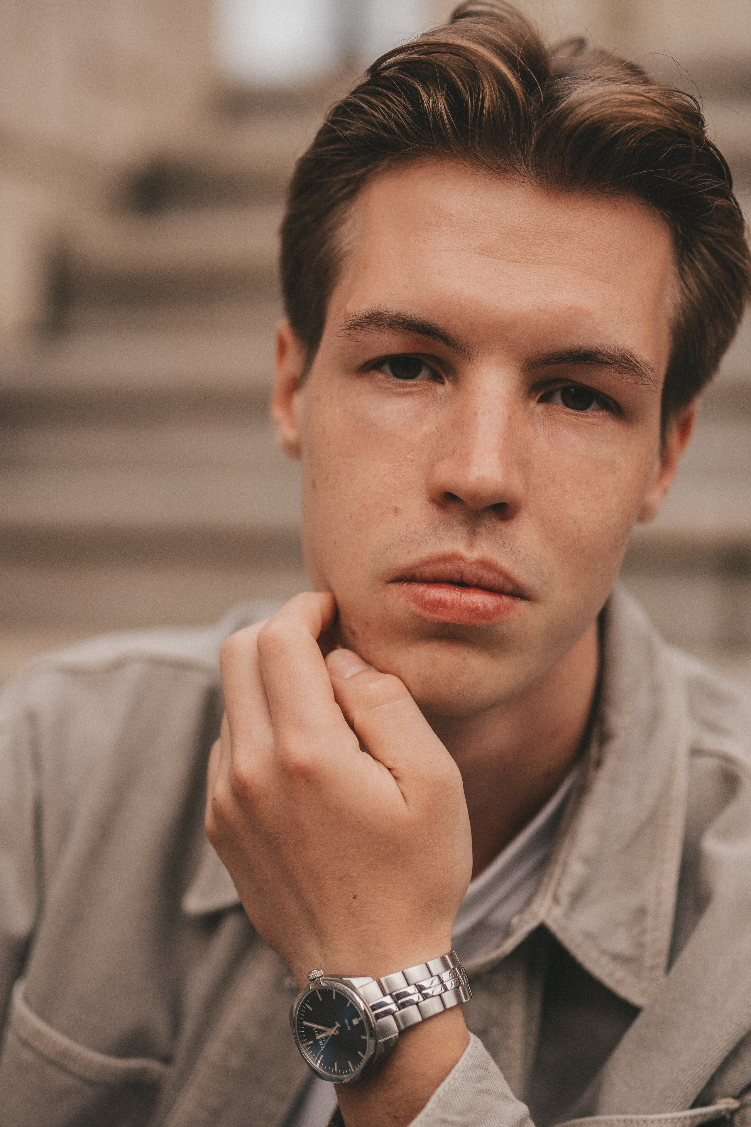 Взрослые брат и сестра, съемка во Владивостоке. Портретный и семейный фотограф во Владивостоке Светлана Мухильченко