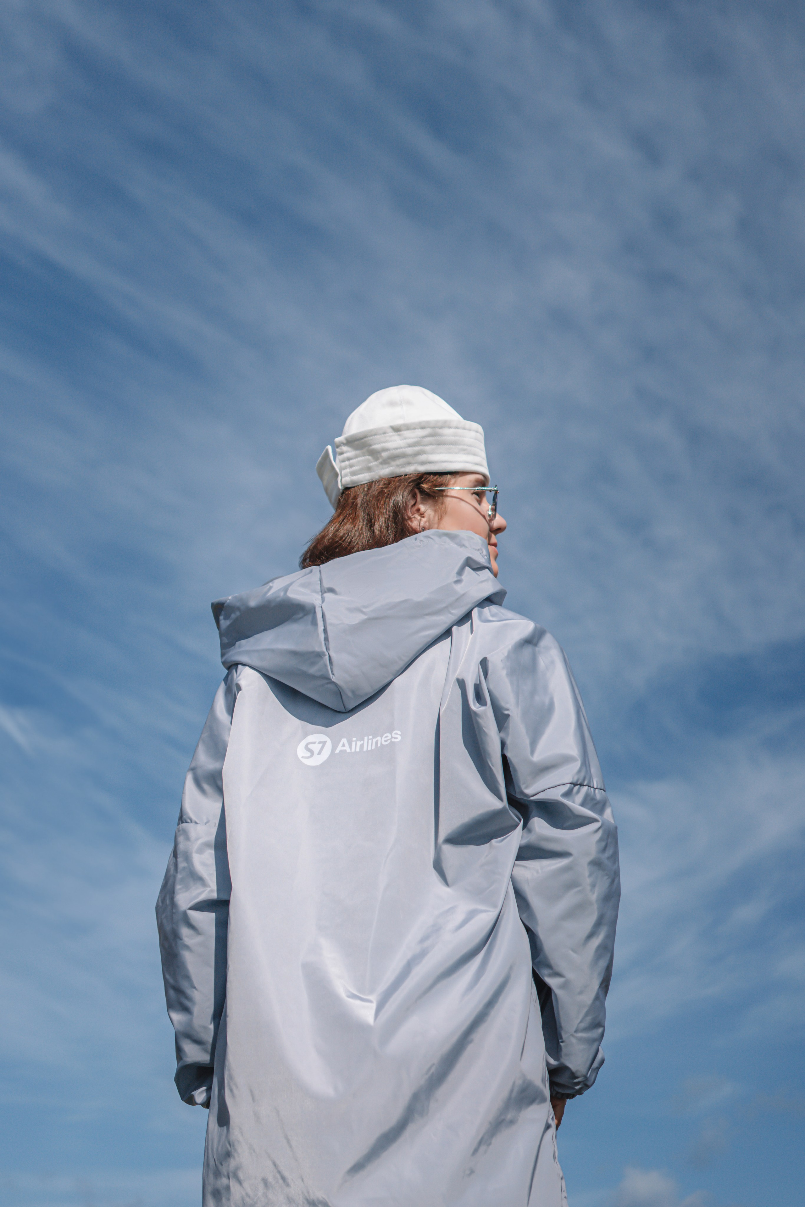 Лимитированная коллекция мерча S7 совместно с брендом Chuka. Лонгслив с вышивкой.