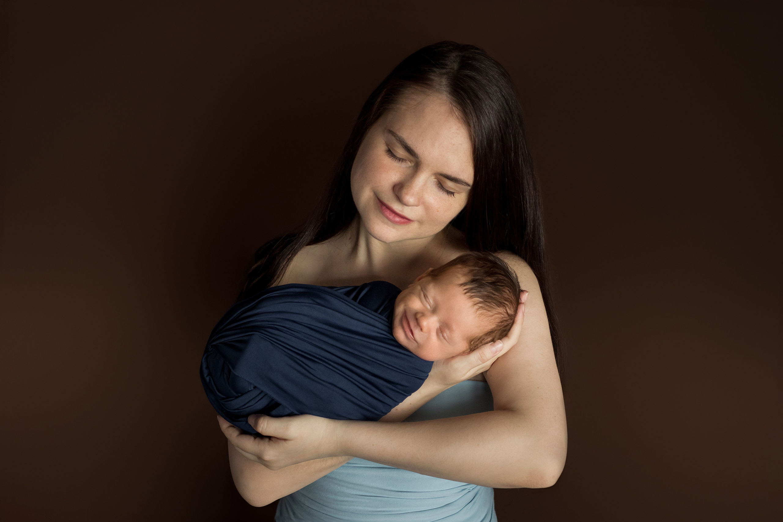 Семейная фотосессия миниатюрного малыша