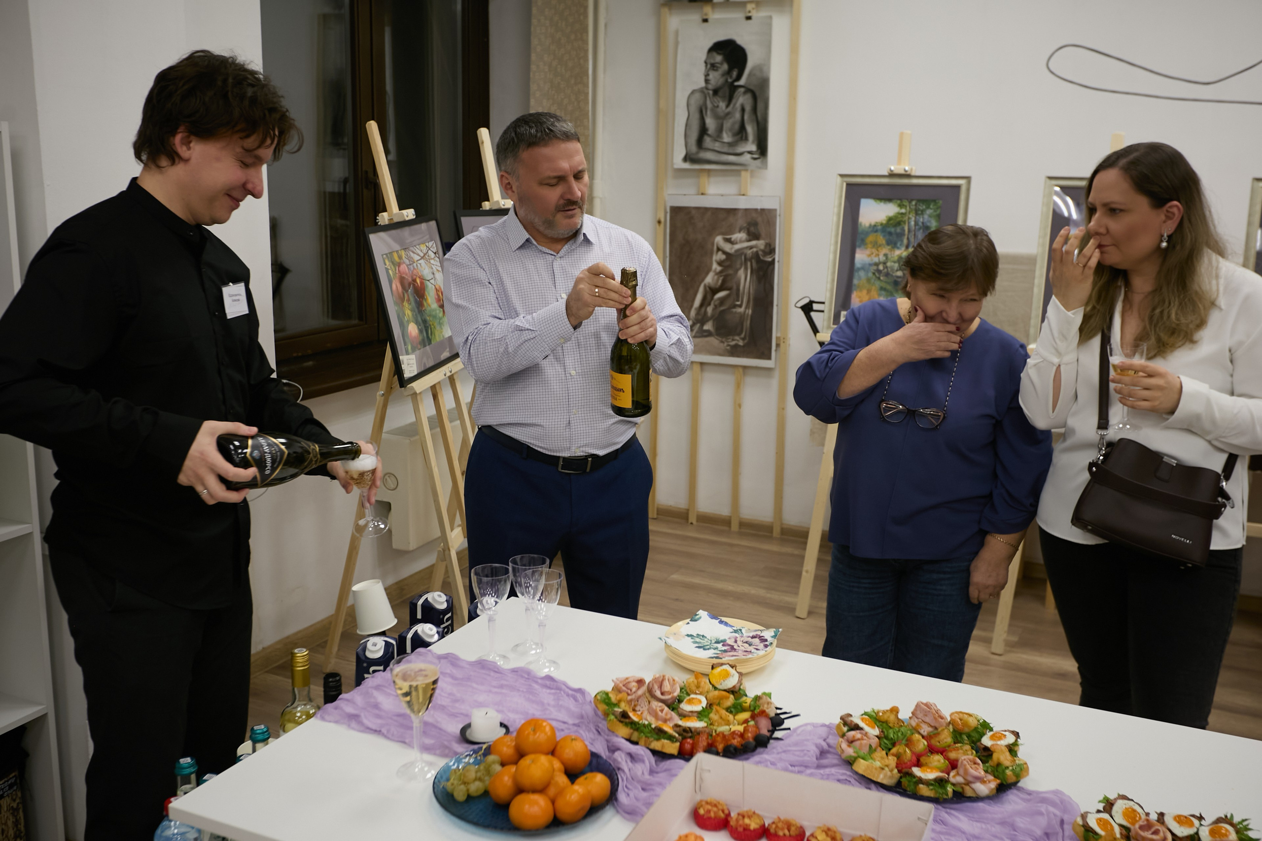 GRAFIKA. Фотограф видеограф в Москве и Московской области Саша Секрет