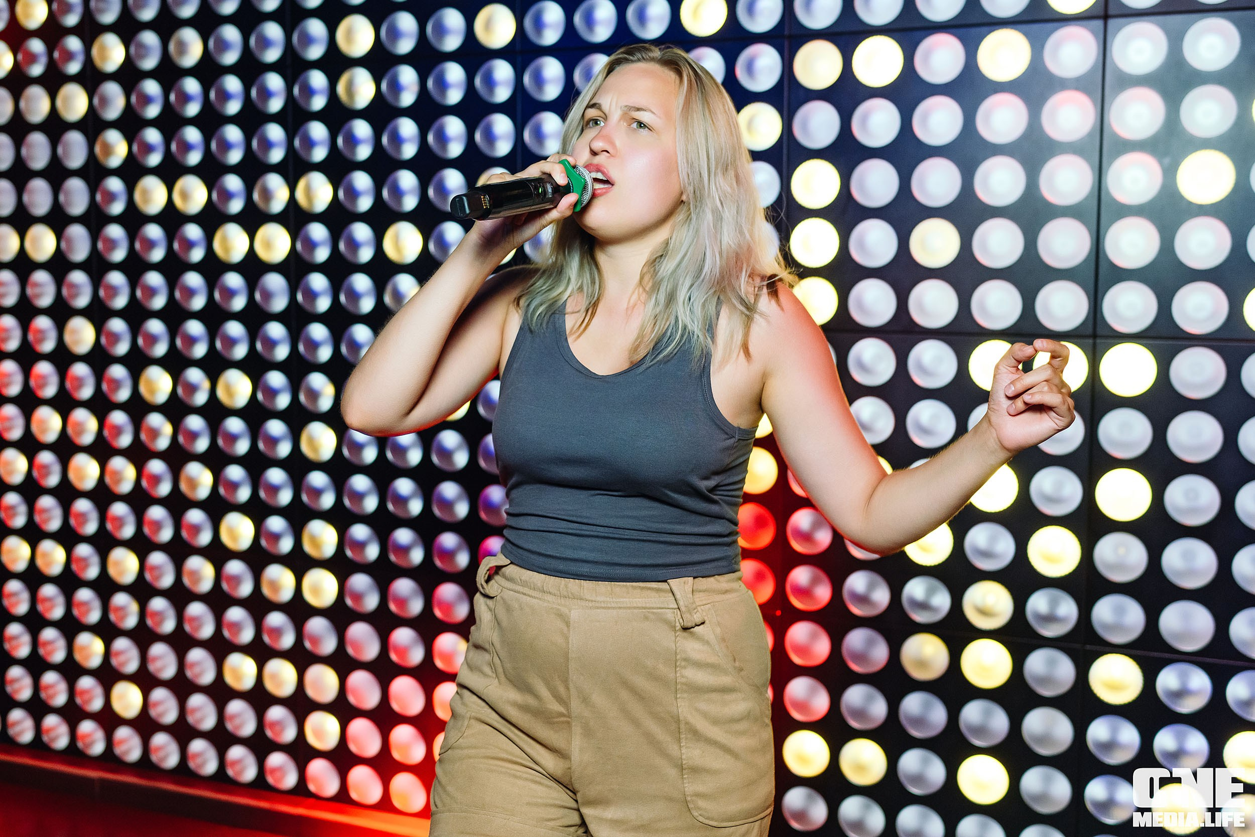 Фоторепортаж из караоке-клуба Эйфория. One Media Life: фоторепортажи, фотоотчеты с мероприятий и заведений