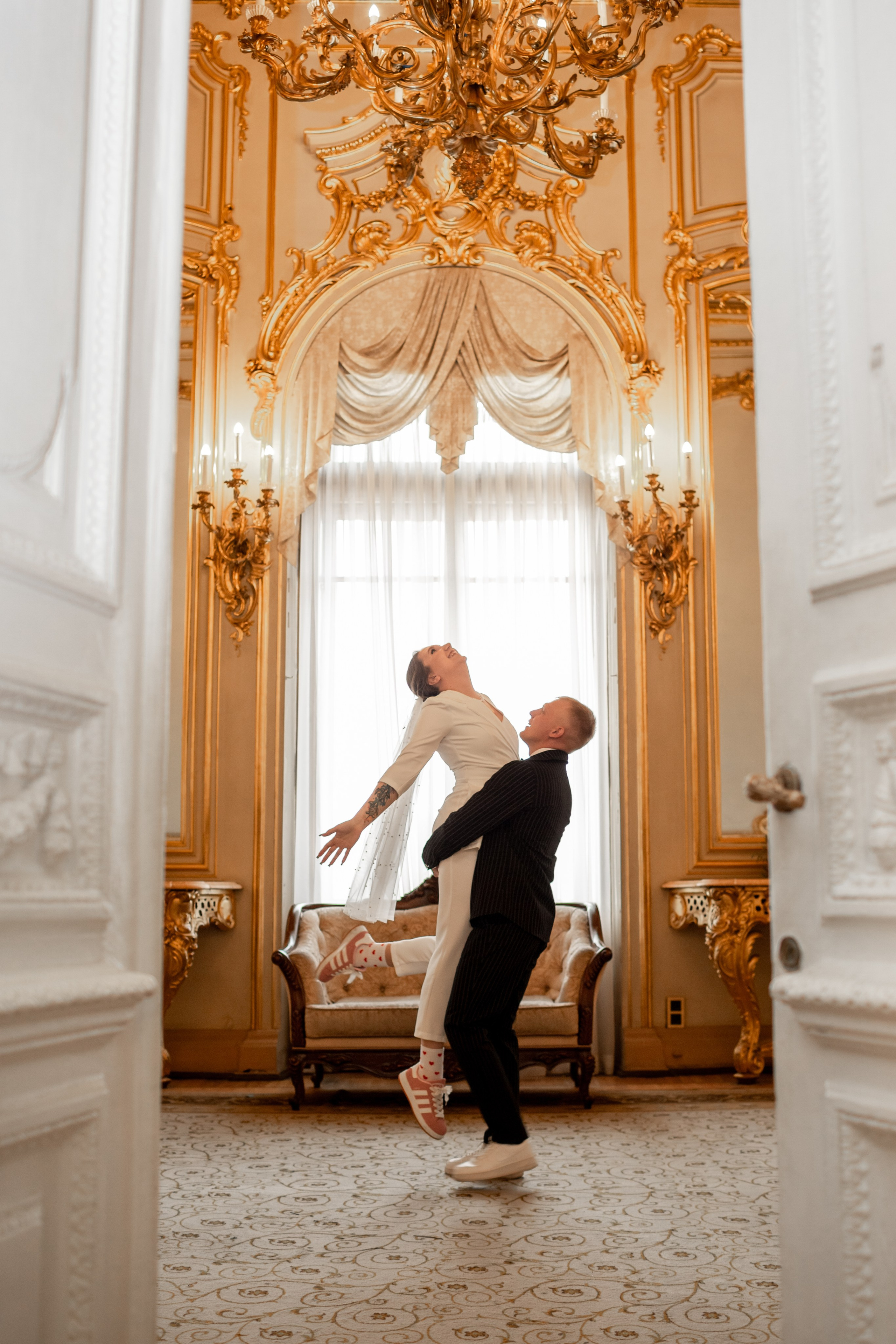 Свадебная фотосессия в Санкт-Петербурге. Свадебный фотограф Кирилл Белый