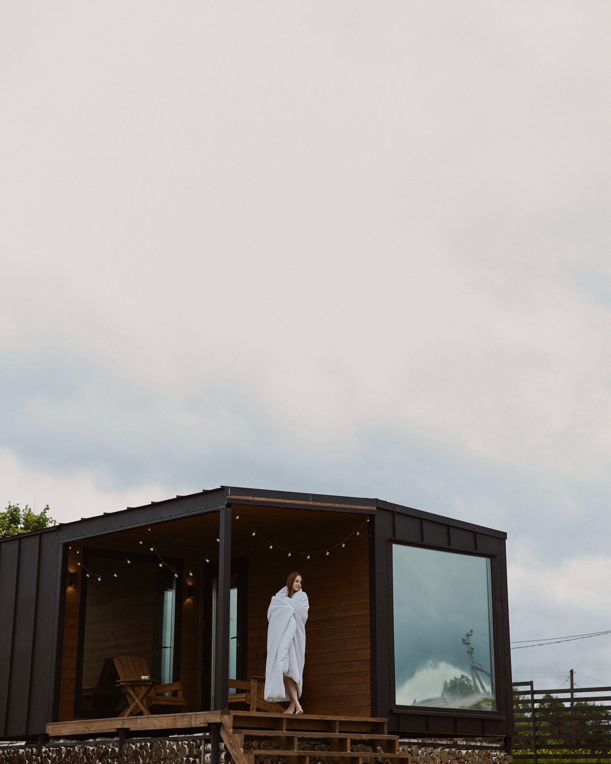 Глэмпинг. Аренда дома для отдыха в Брянске. Банный чан, зона BBQ. Дом на озере в Брянске. Отдых Брянск