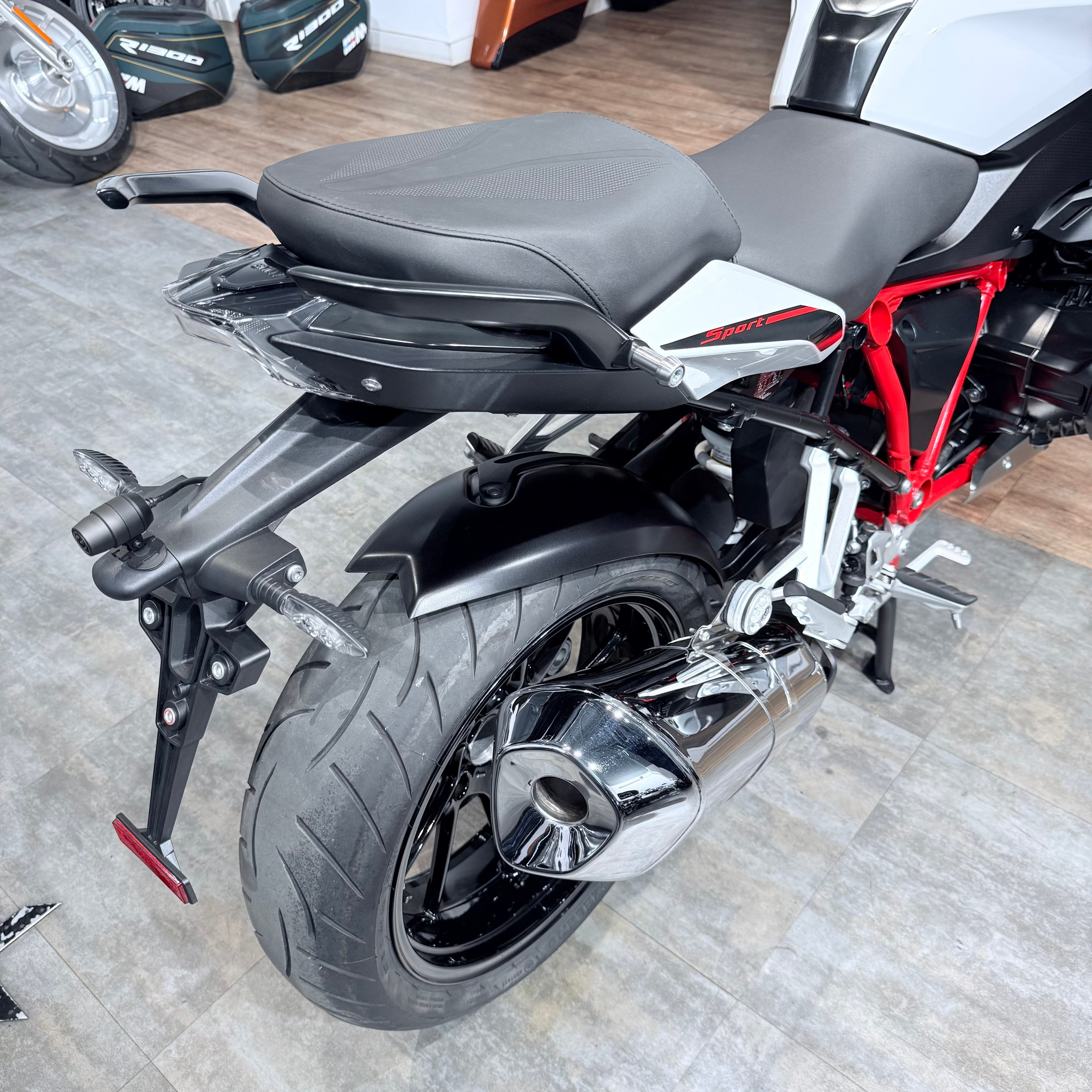 2022 ВМW R1250RS Sрort ABS Light White Red Frаmе. Hello Davidson, Москва. Только хорошие мотоциклы…
