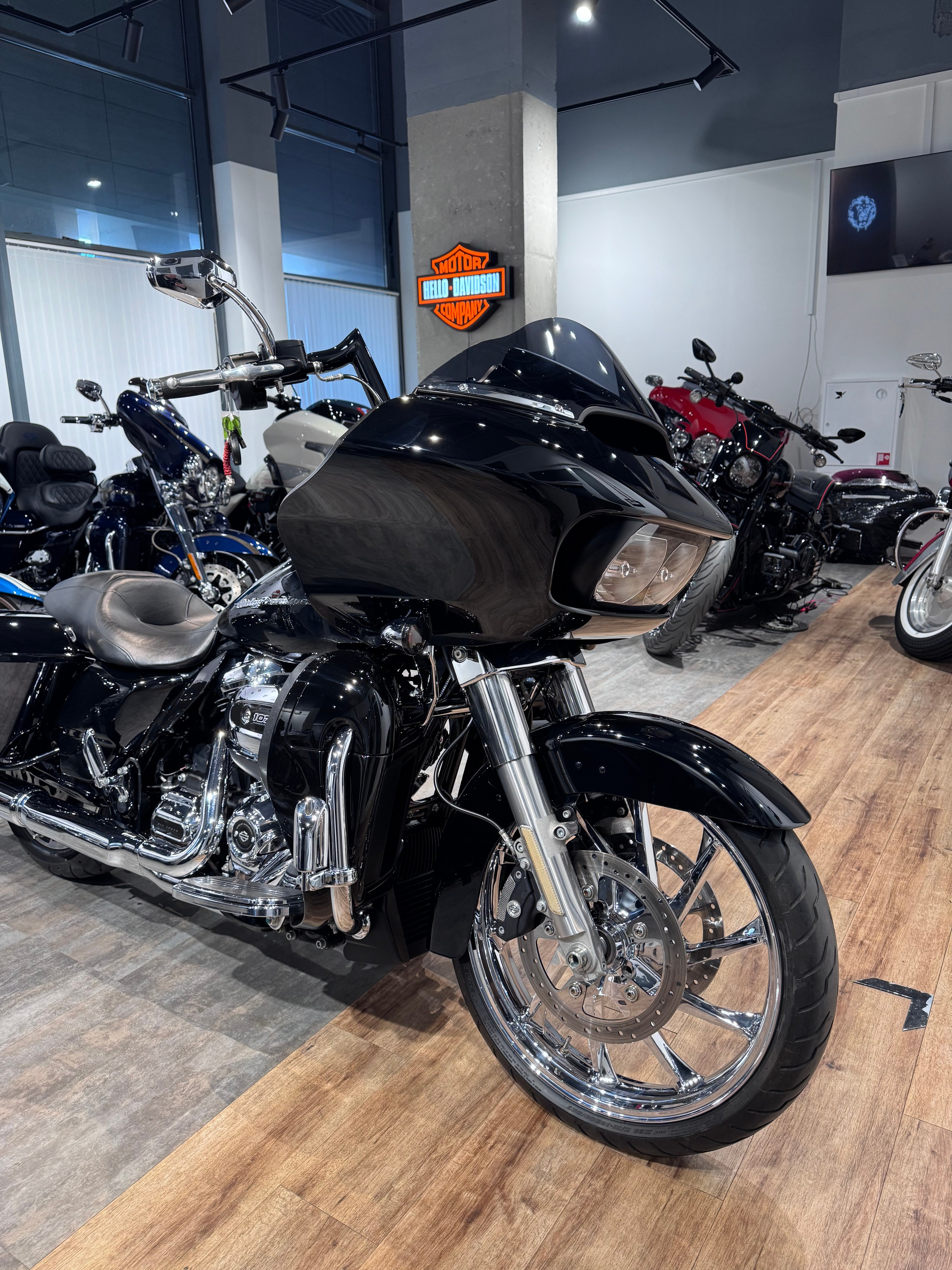 2020 Road Glide F47 Arlen Ness. Hello Davidson, Москва. Только хорошие мотоциклы…