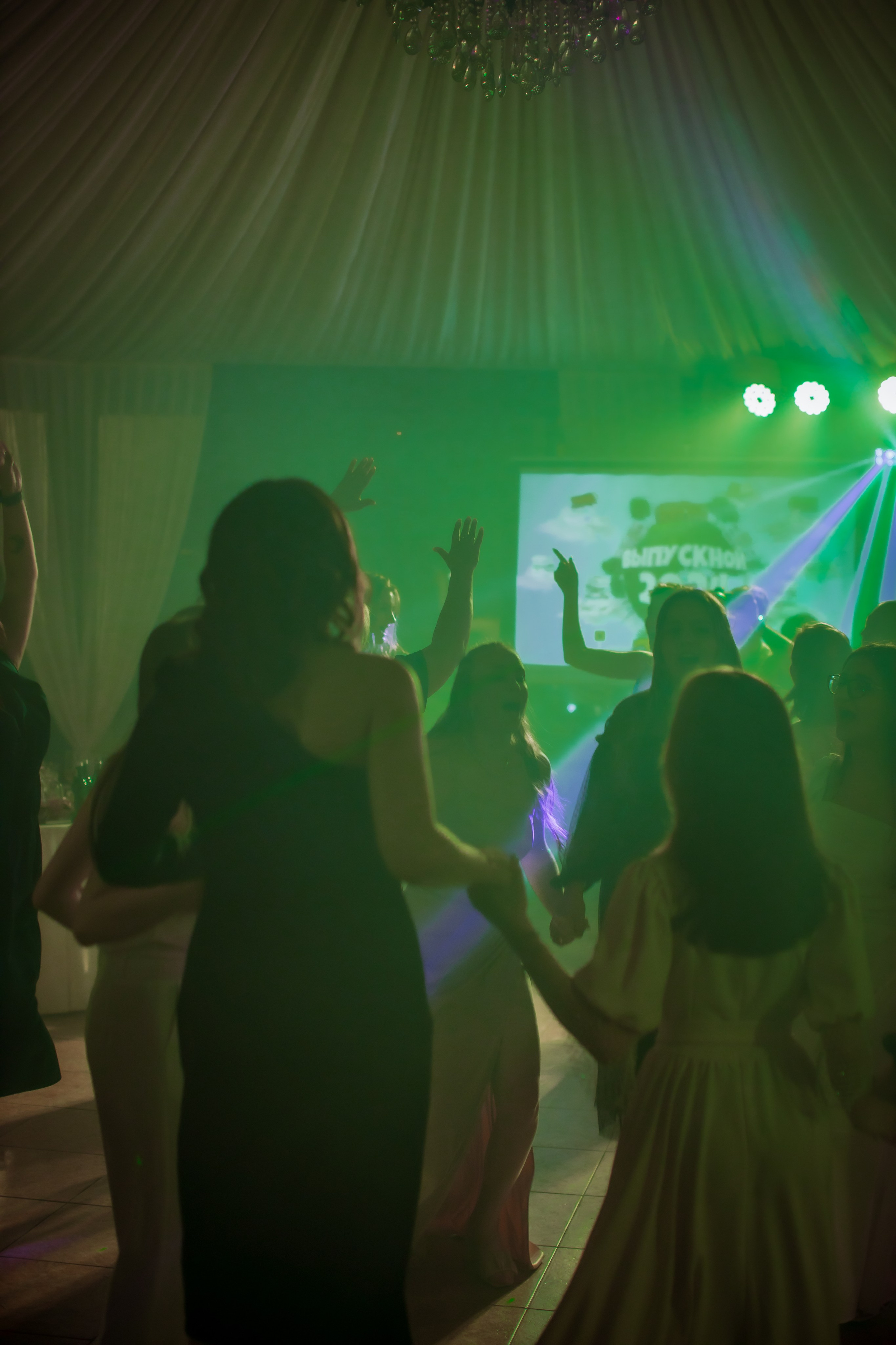 Фото для очаровательных выпускников 2024 года. Фотограф и видеограф в Ставрополе Инна Попова