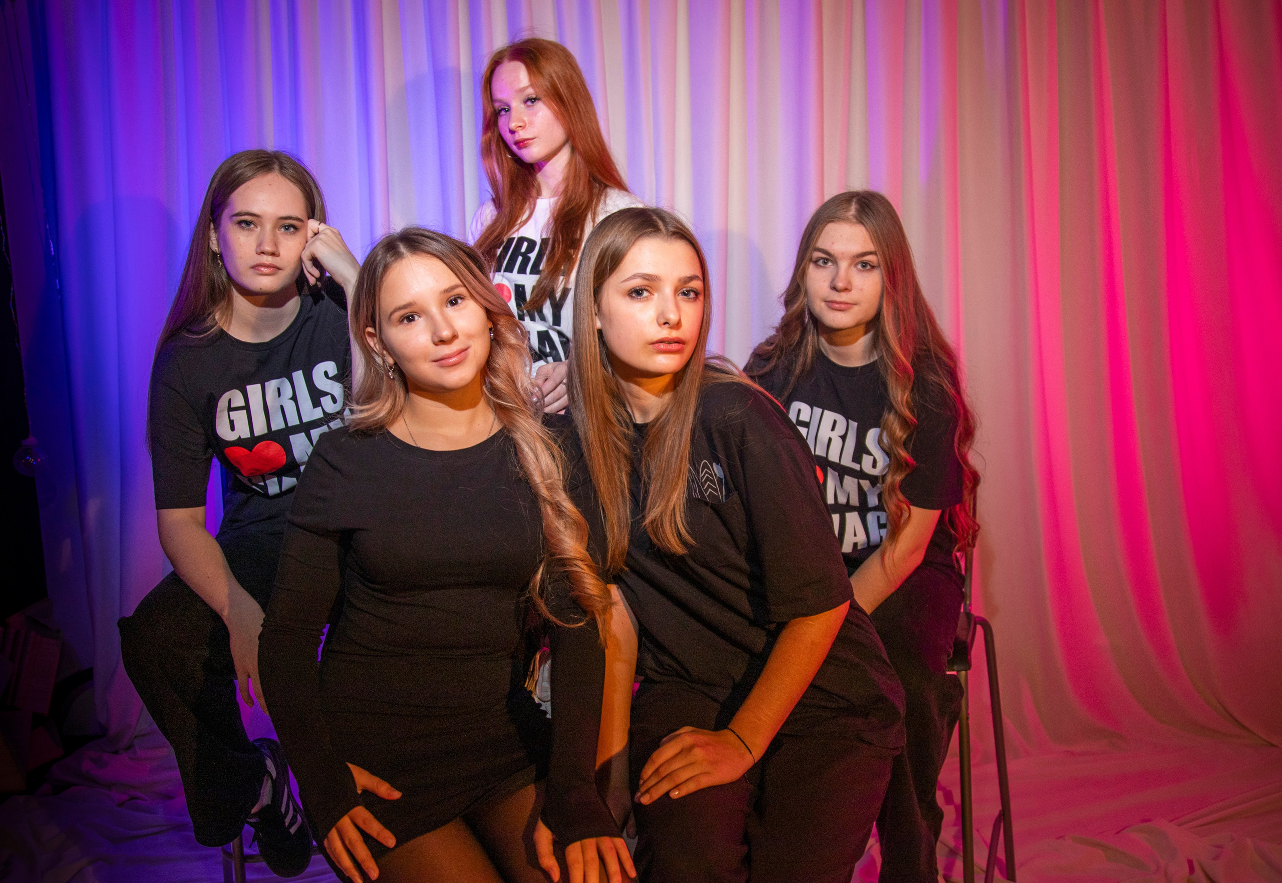 Выпускные альбомы в Красноярске. Студия Колибри