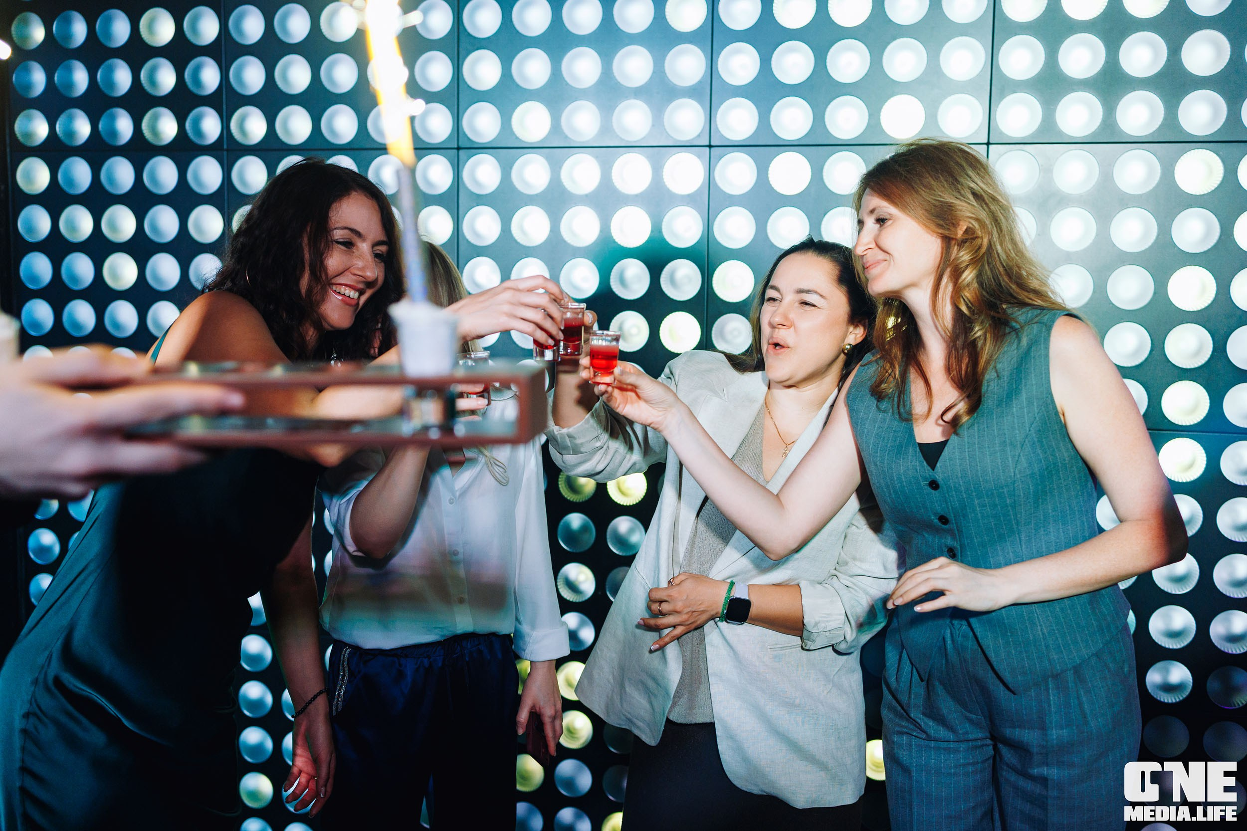 Фоторепортаж из караоке-клуба Эйфория. One Media Life: фоторепортажи, фотоотчеты с мероприятий и заведений