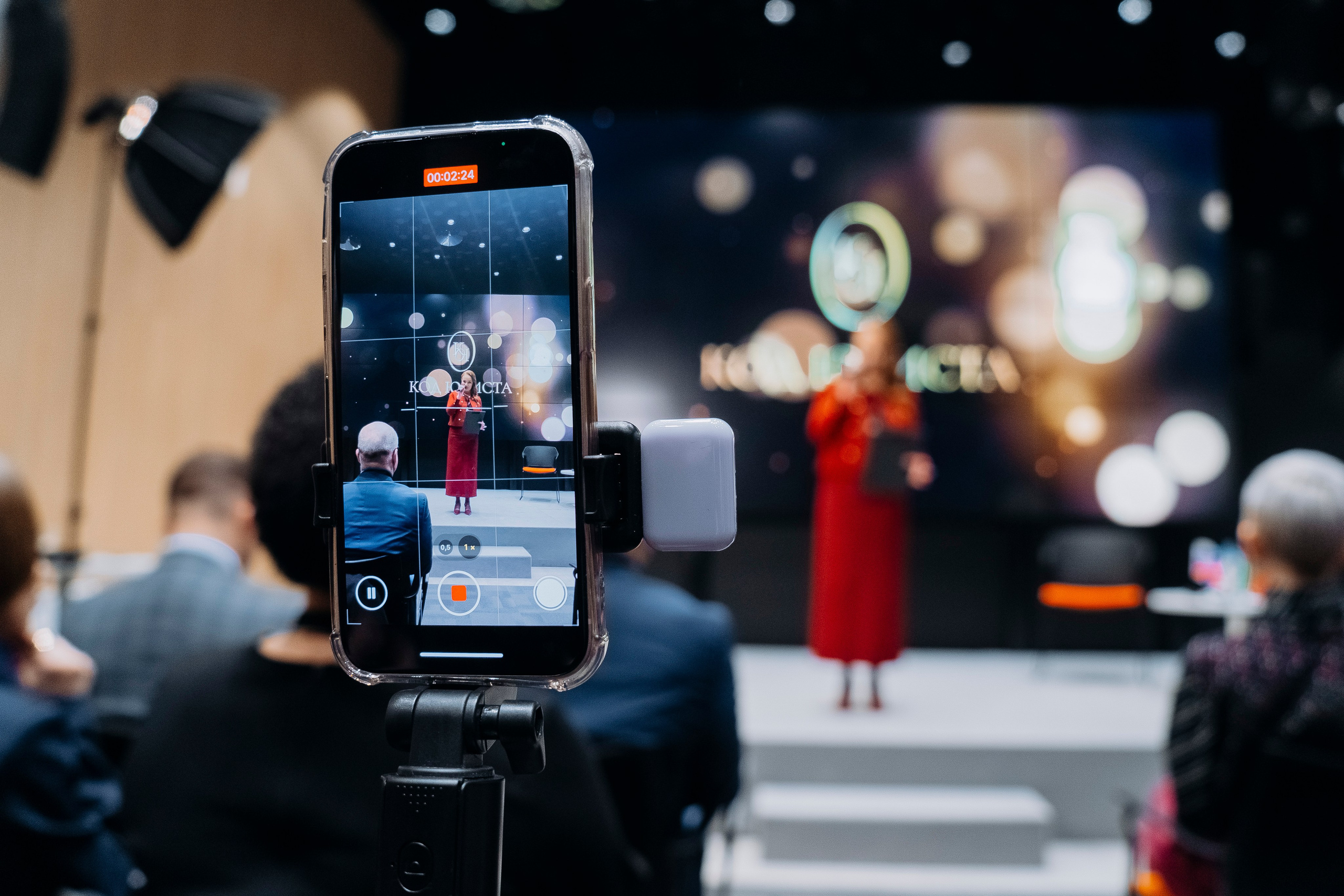 Международная конференция «Код юриста. Версия 2025» Больше: https://sinonim.org/improve#res. Профессиональный портретный фотограф в Москве Владимир Глаголев