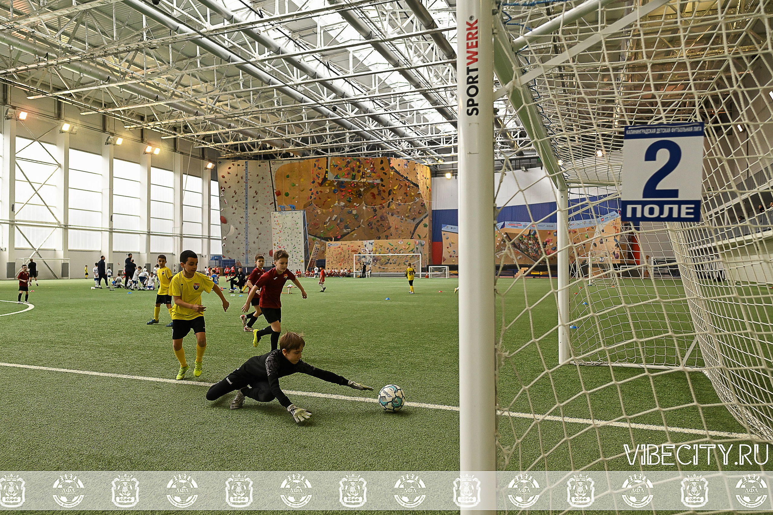 КУБОК БАЛТИЙСКОЙ ЛИГИ ПО МИНИ-ФУТБОЛУ U9 ЗЛ. VIBECITY.RU Вайб Сити Ру Фоторепортажи Фотоотчеты Калининград