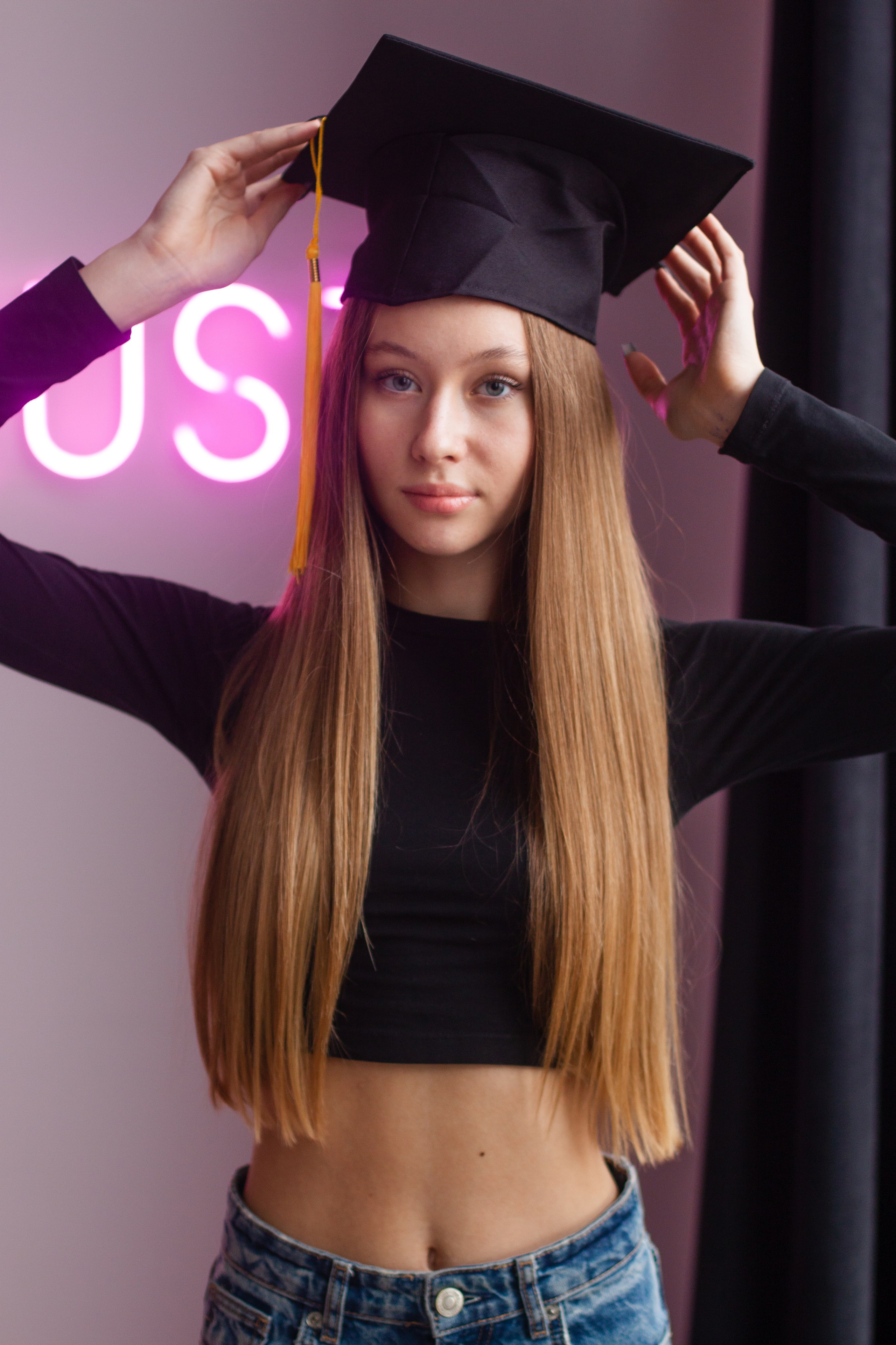 Выпускные альбомы Cardsi