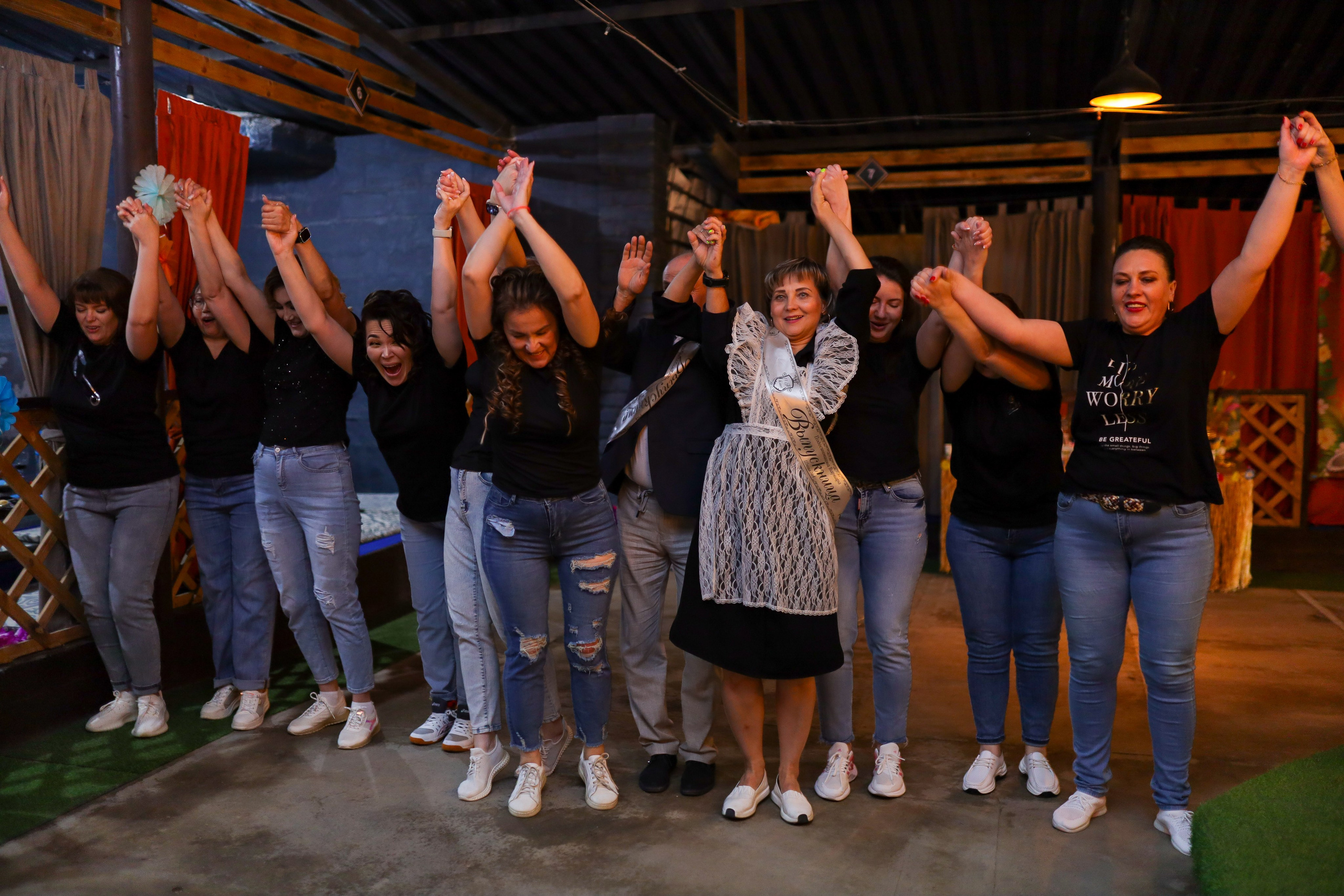 Выпускники. Фотограф в Жезказгане. Графический дизайнер