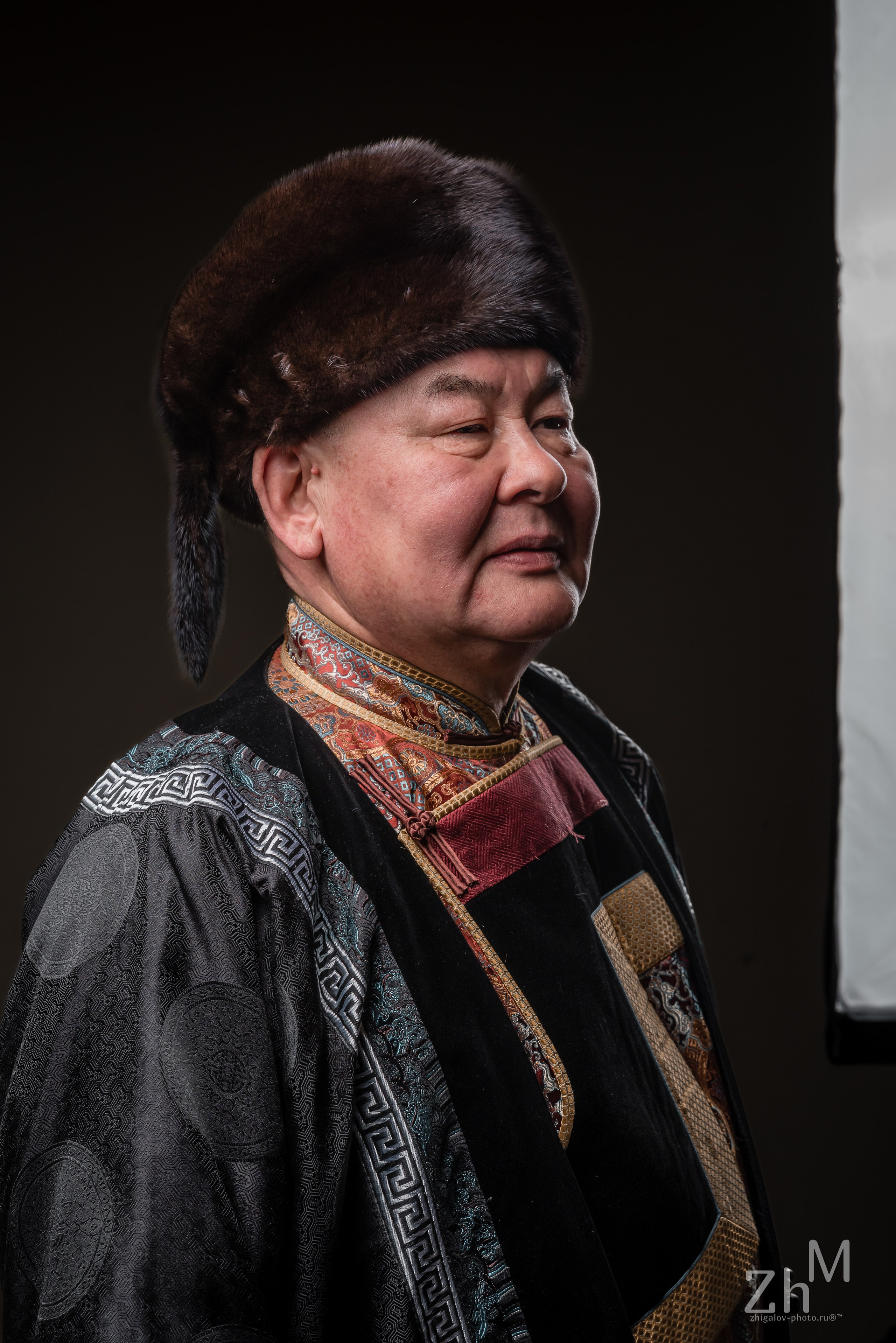 Съёмка в бурятских национальных костюмах. Семейный и свадебный фотограф в Иркутске Максим Жигалов