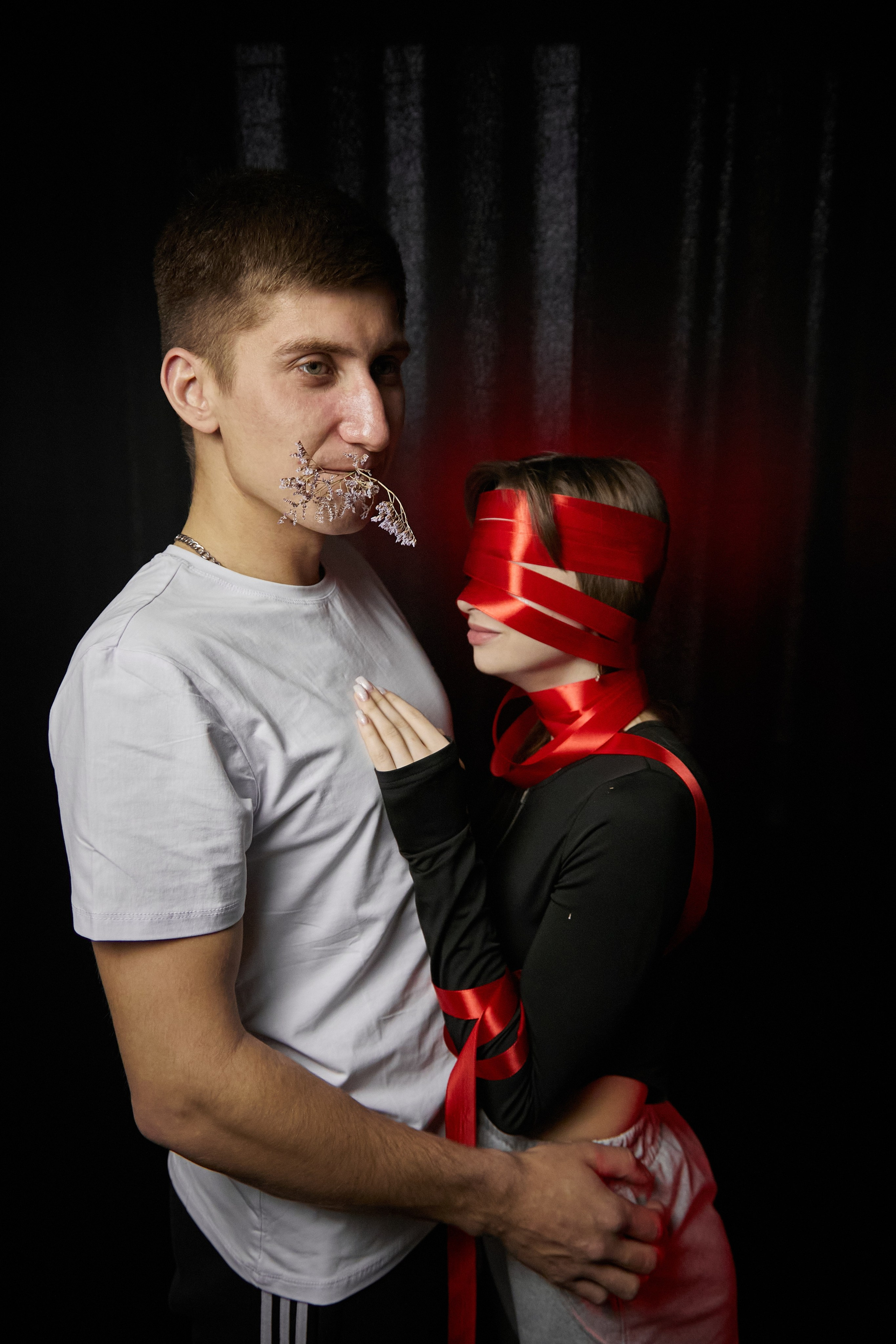 «Связанные одной нитью». Свадебный и креативный фотограф в ЮФО и МСК