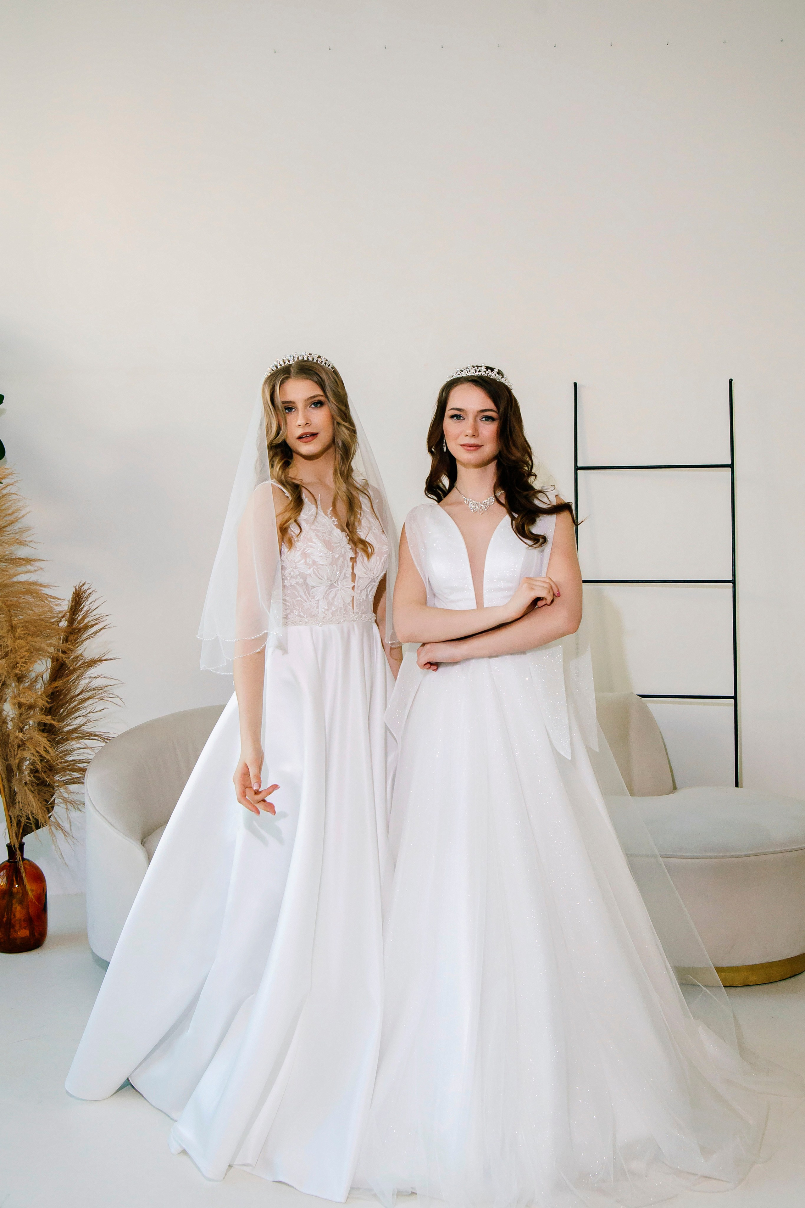 Свадебные платья. Свадебный, семейный фотограф, контент съёмка. Екатеринбург. Елена Граф