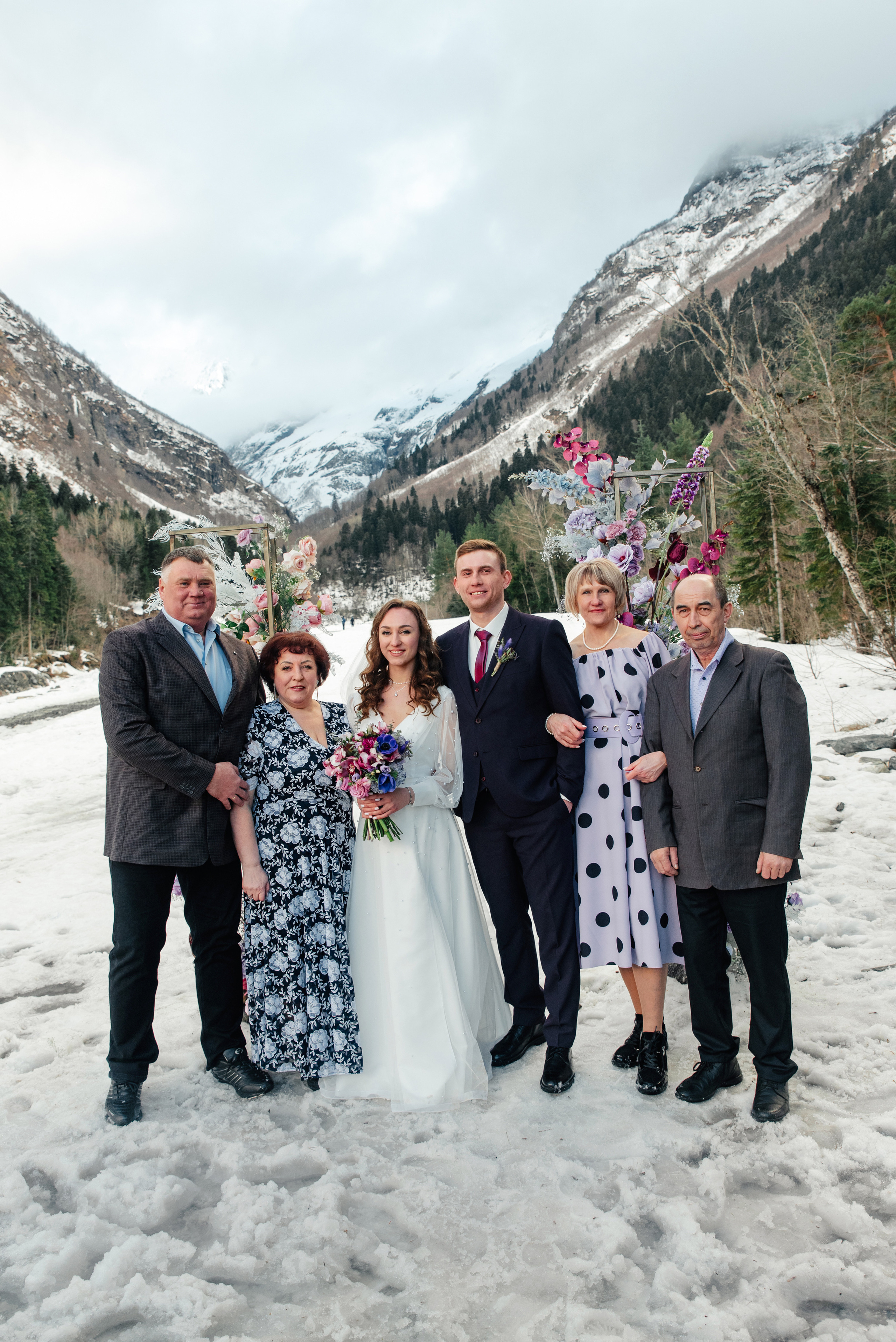 Иван и Дарья (Домбай) март 2023. Свадебный и travel фотограф в Волгограде, Сочи, Домбае, Европе