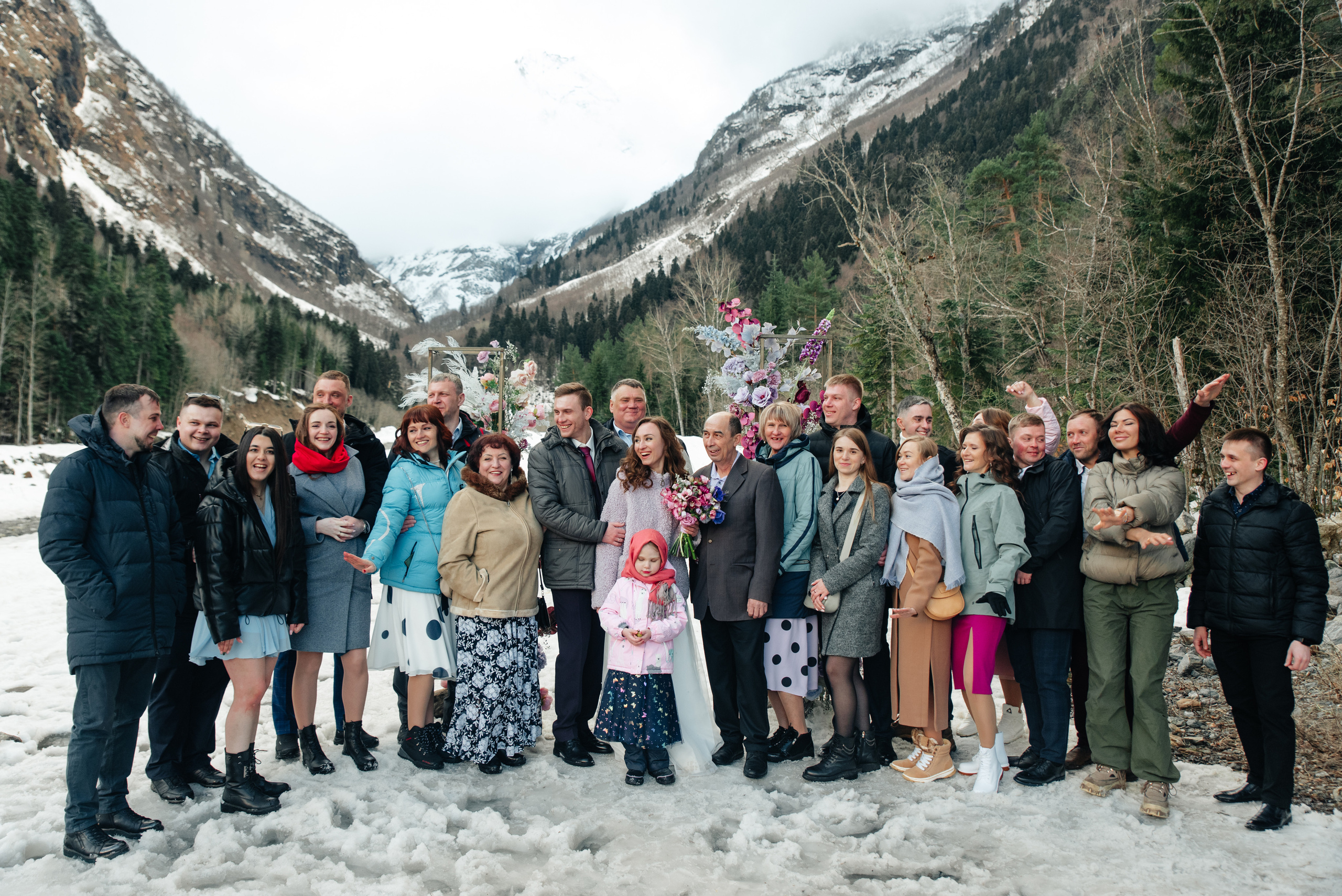 Иван и Дарья (Домбай) март 2023. Свадебный и travel фотограф в Волгограде, Сочи, Домбае, Европе