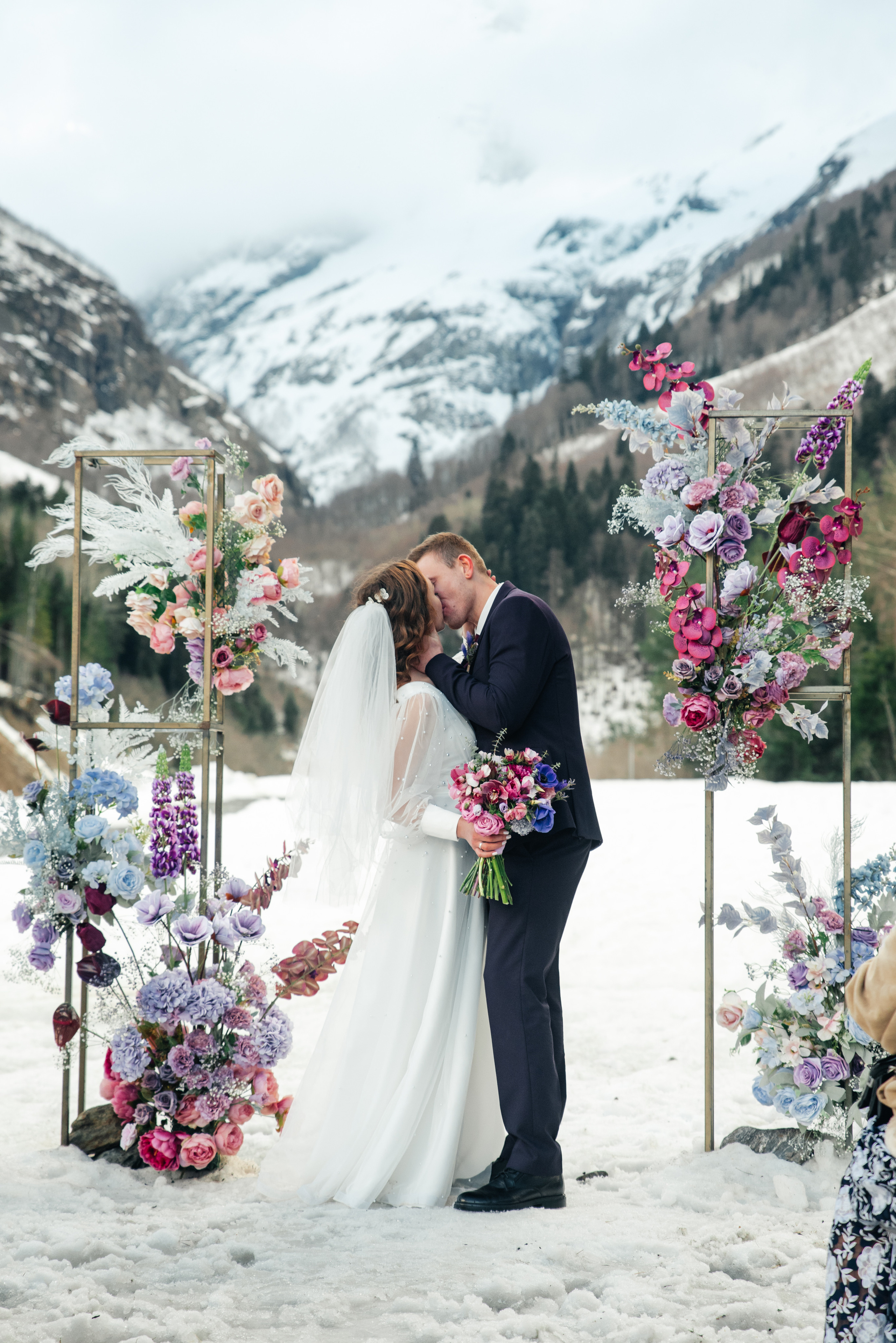 Иван и Дарья (Домбай) март 2023. Свадебный и travel фотограф в Волгограде, Сочи, Домбае, Европе