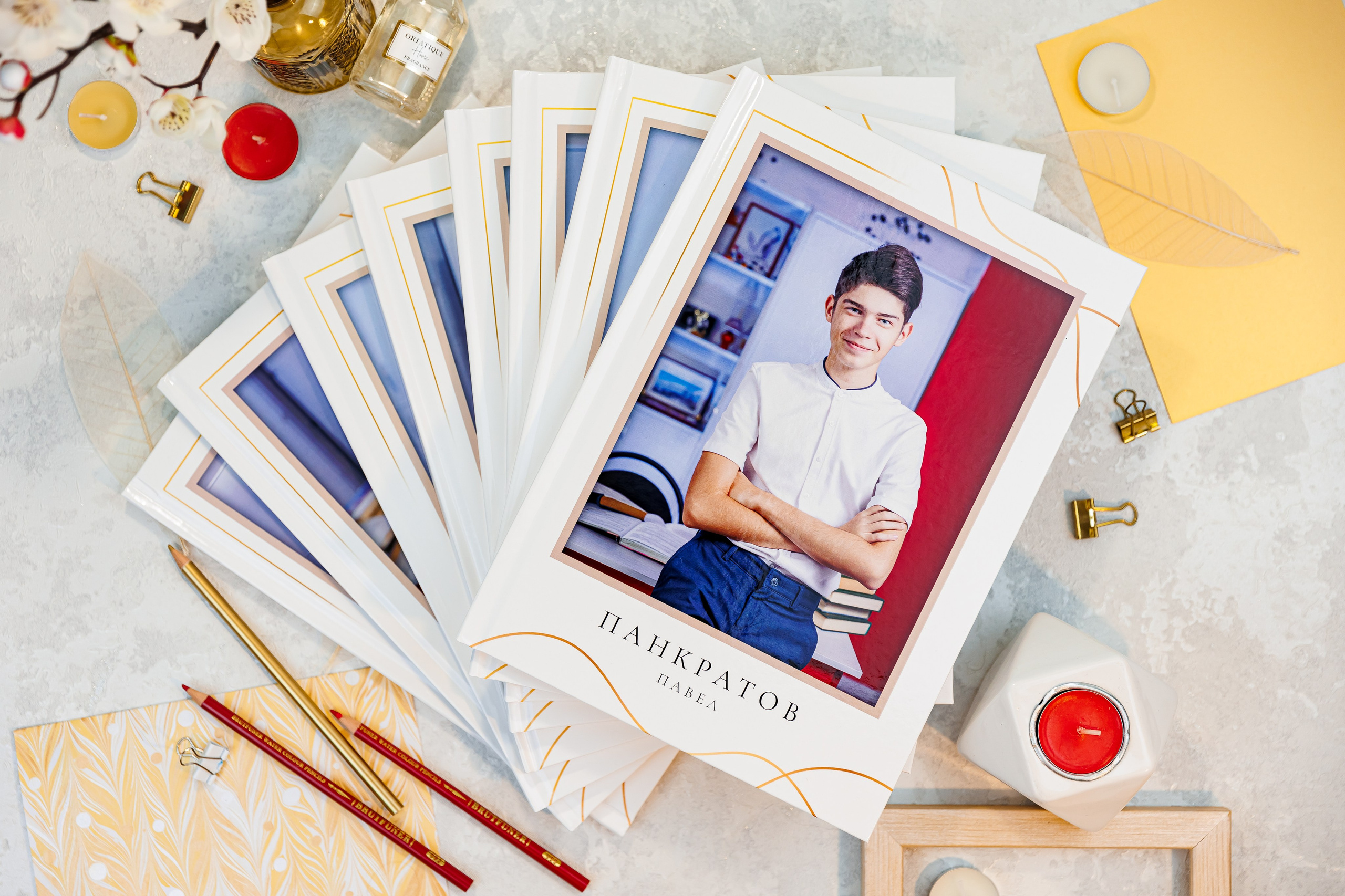 Выпускные альбомы общая информация. Семейный и детский фотограф Комина Елена, Власиха, Одинцово