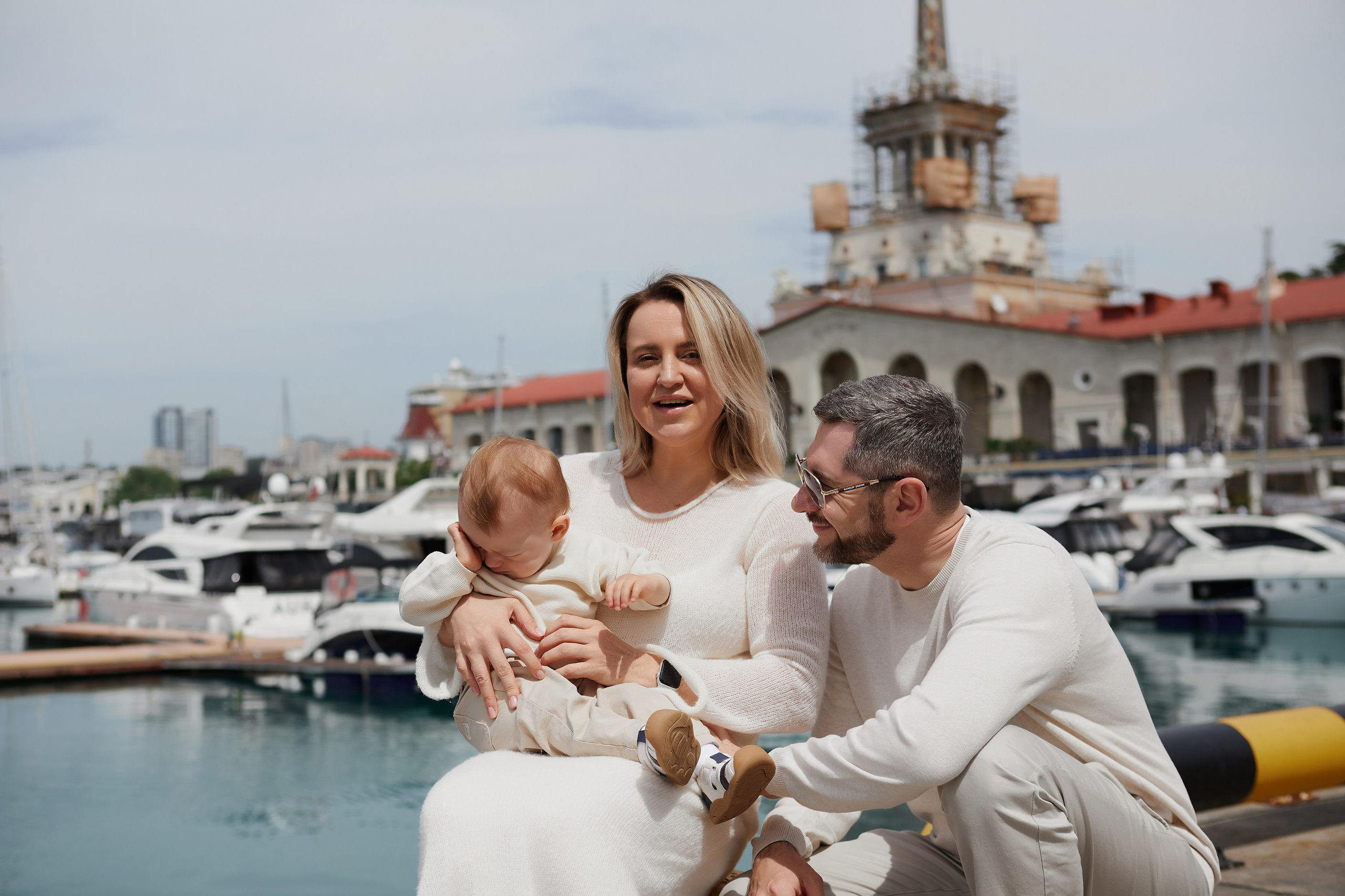 Фотосессия красивой семьи Кангун. Свадебный и семейный фотограф в Сочи-Красной поляне Ларионова Анна