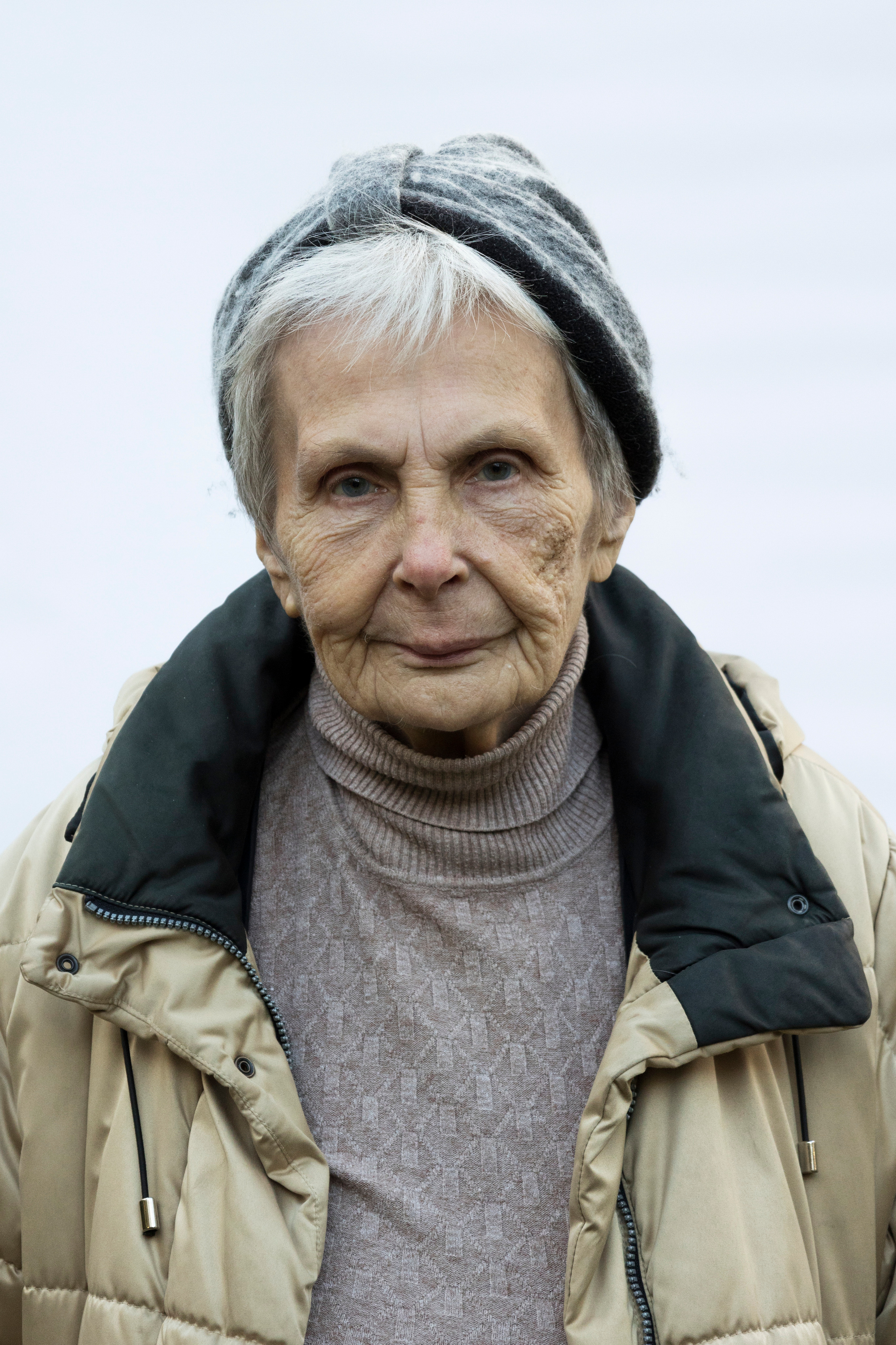 Незнакомцы. Юлия Петренко