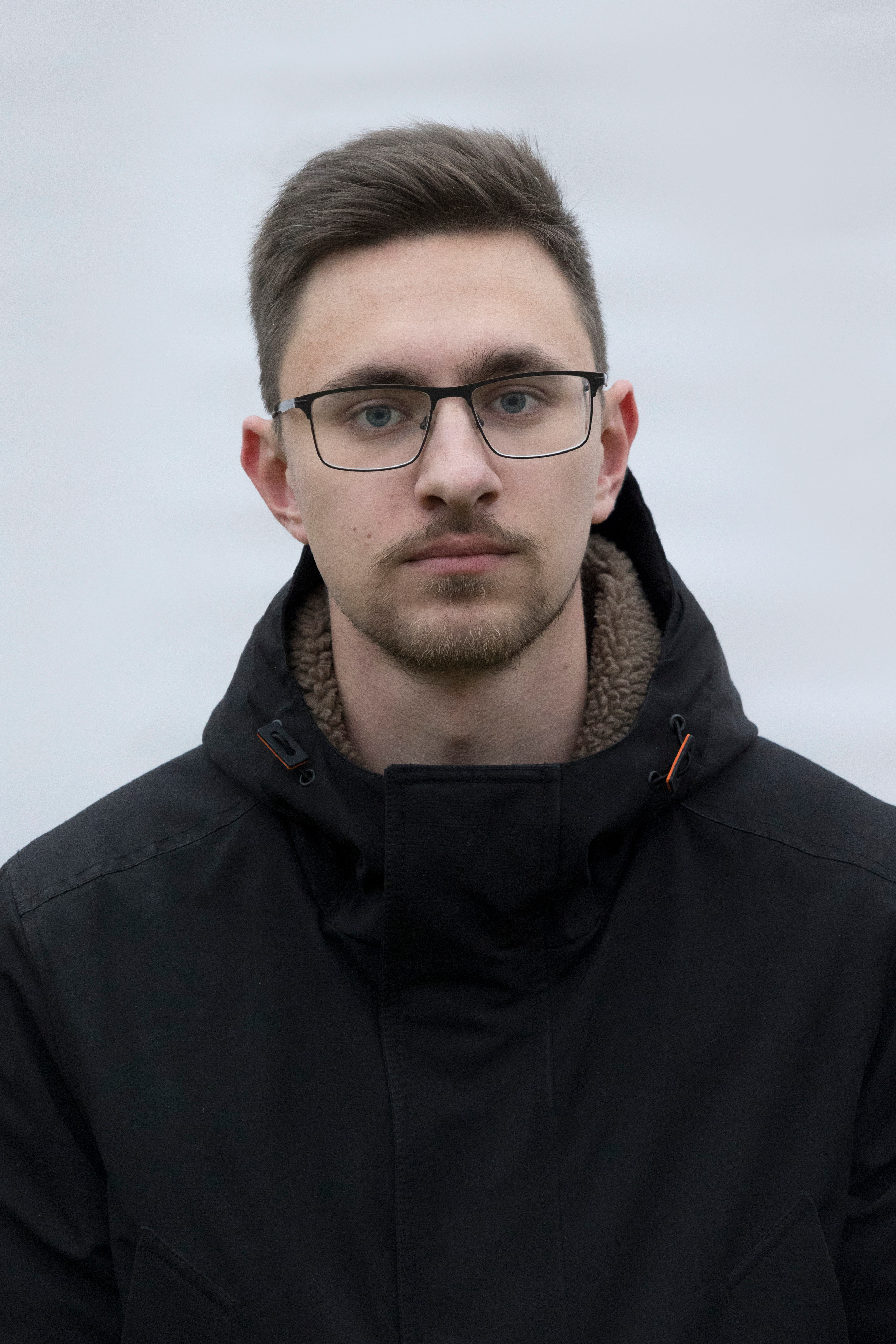 Незнакомцы. Юлия Петренко