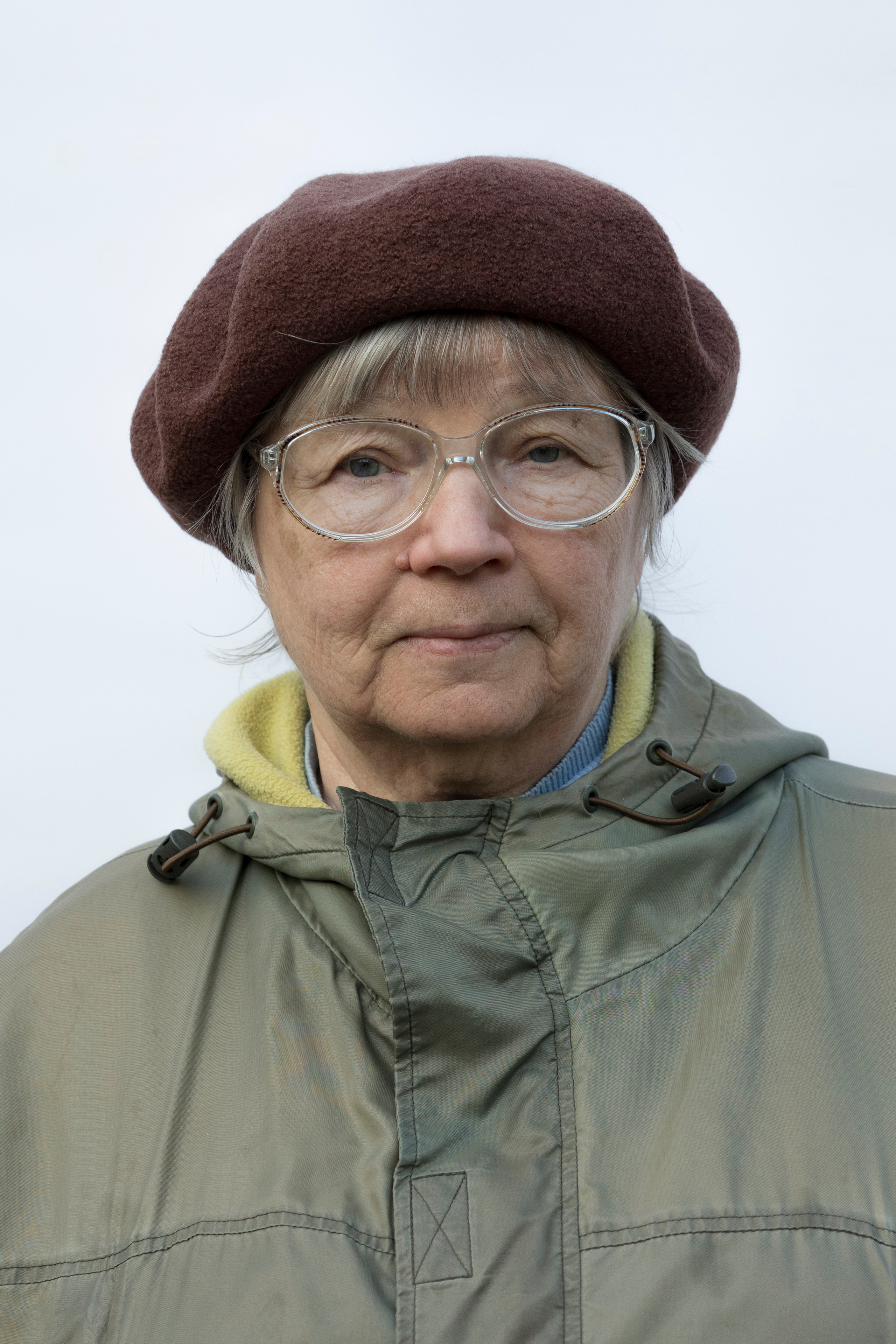 Незнакомцы. Юлия Петренко