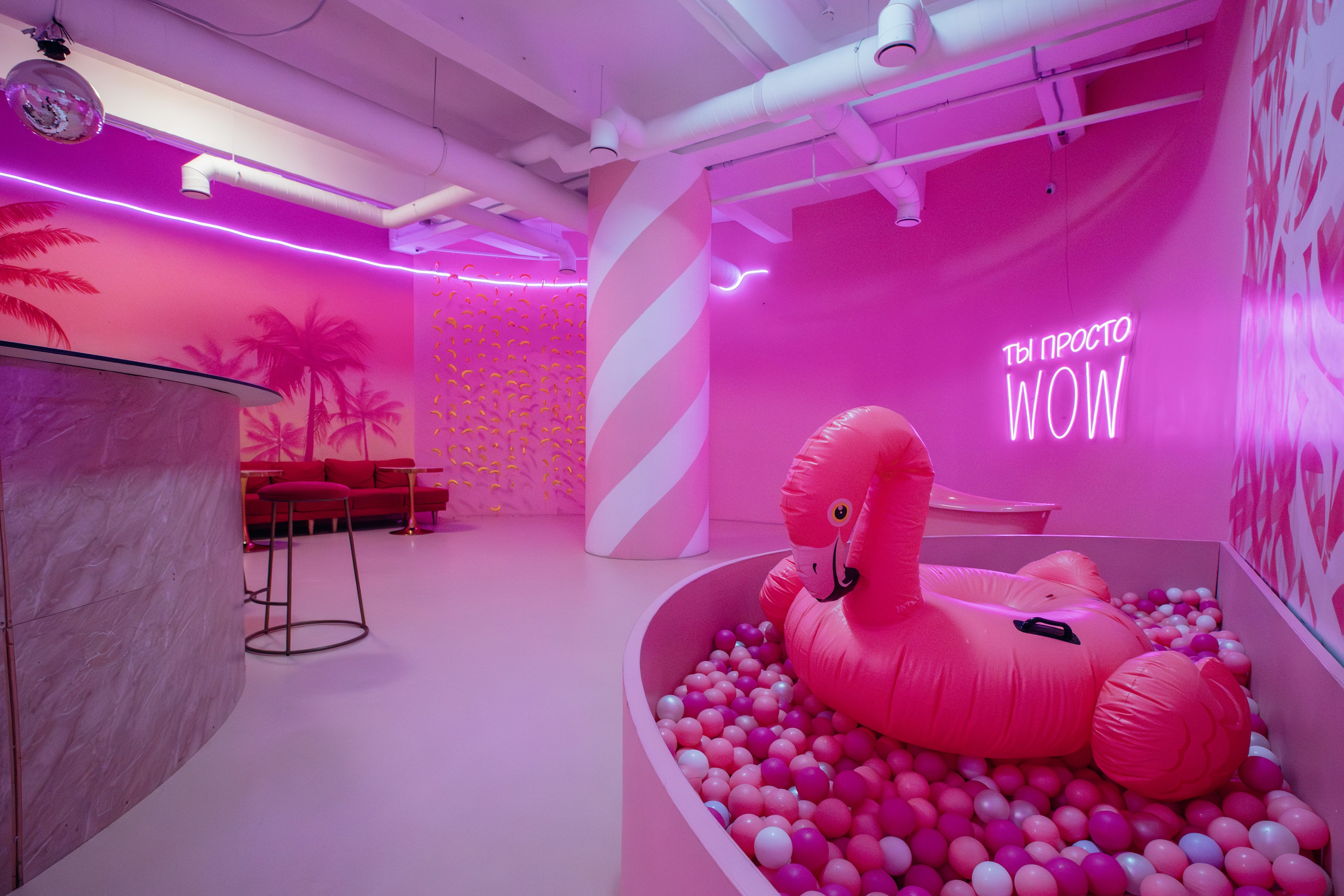 Mr. Flamingo (лето). Аренда лофта в СПб для мероприятий