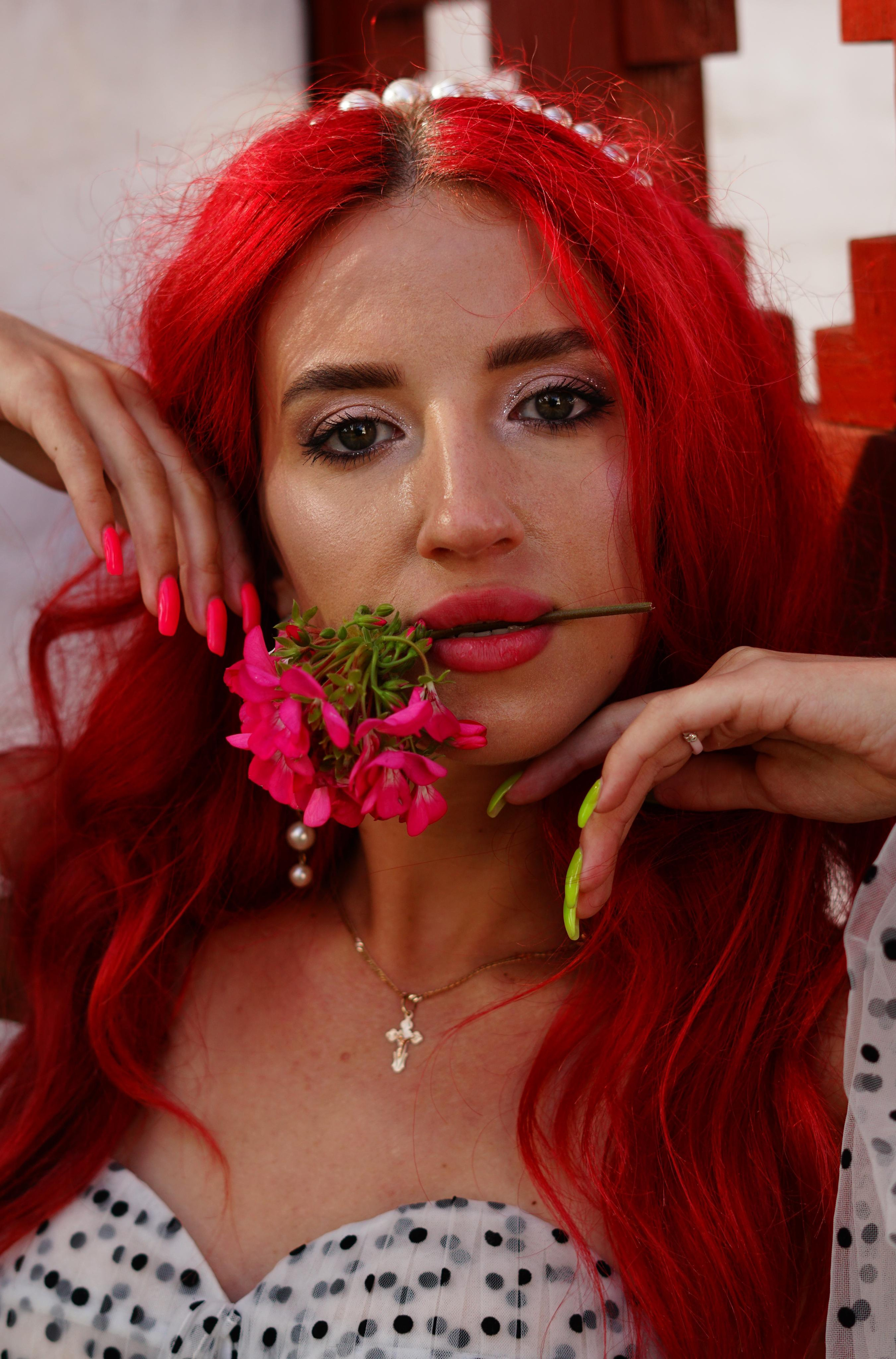 Женский портрет