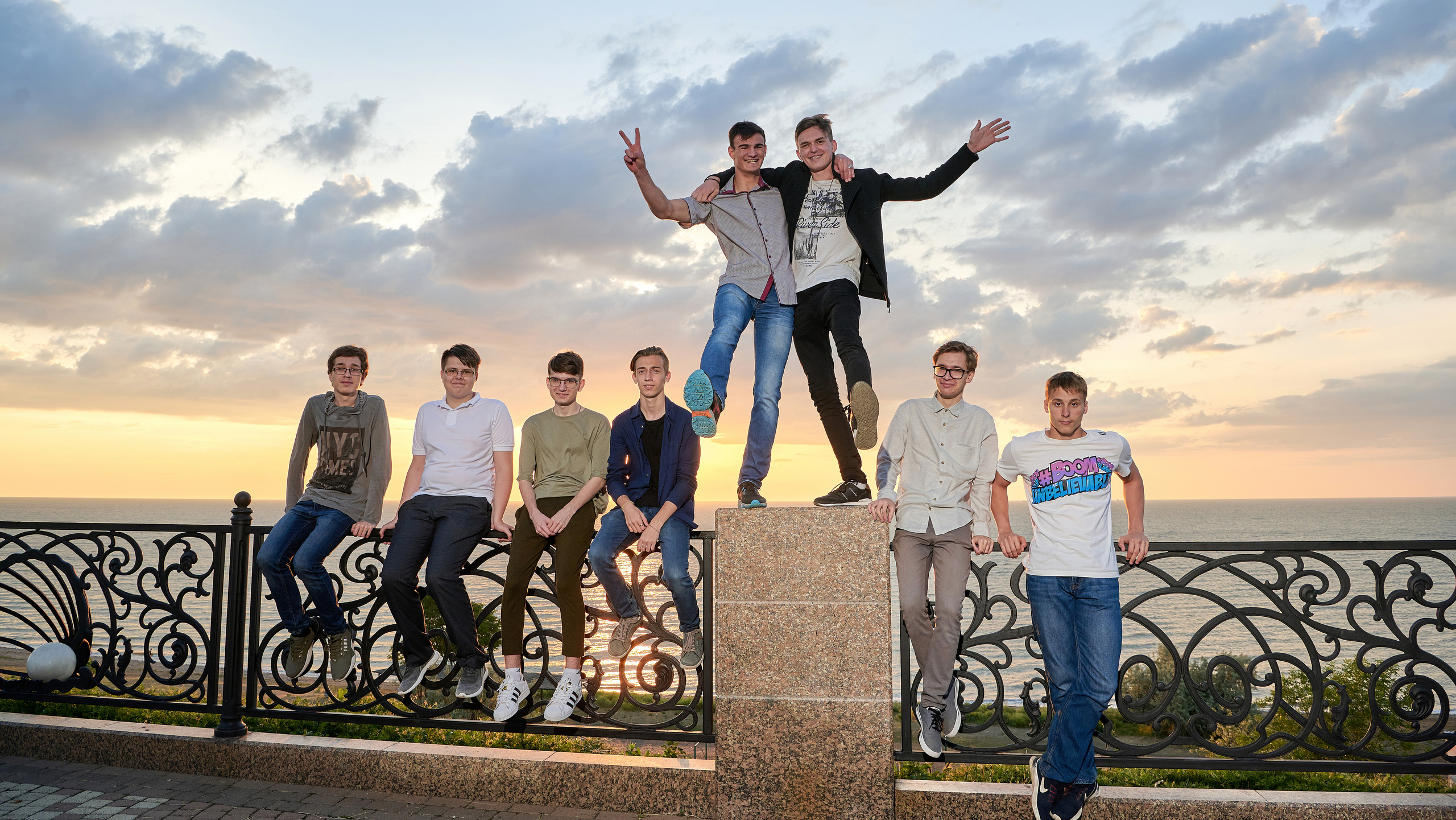 Выпускные альбомы для садов, школ и ВУЗов в Ейске и районе