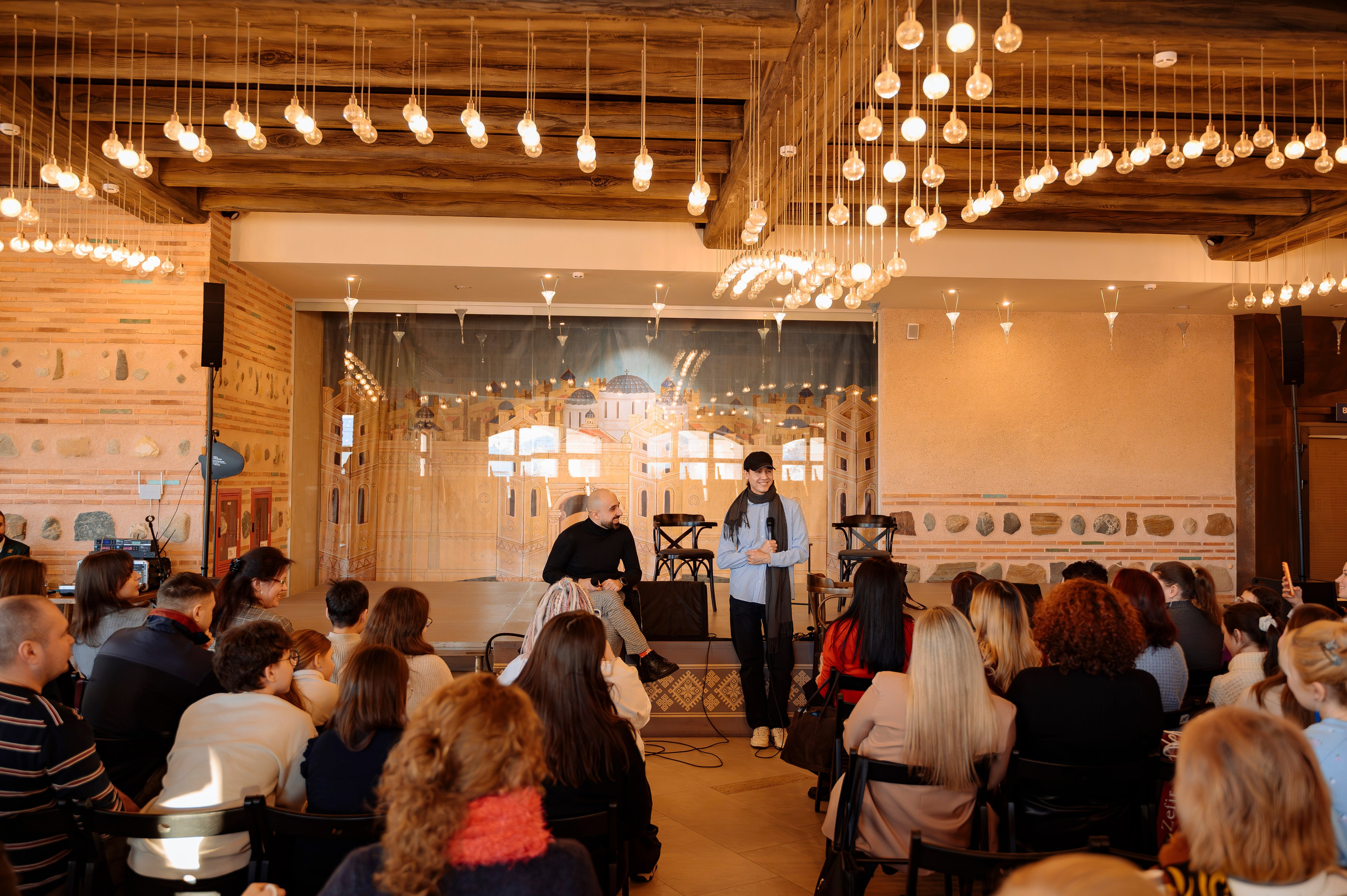 Репортажная съемка, съемка мероприятия, проект factor.by, финалист factor.by, Шамхал Хачатурян, Ибрагим Карасов, фактор бай, фотограф Ольга Шаповалова, съемка фанатов, минск, беларусь, встреча фактор бай, фан встреча с суперфиналистами 5 сезона,