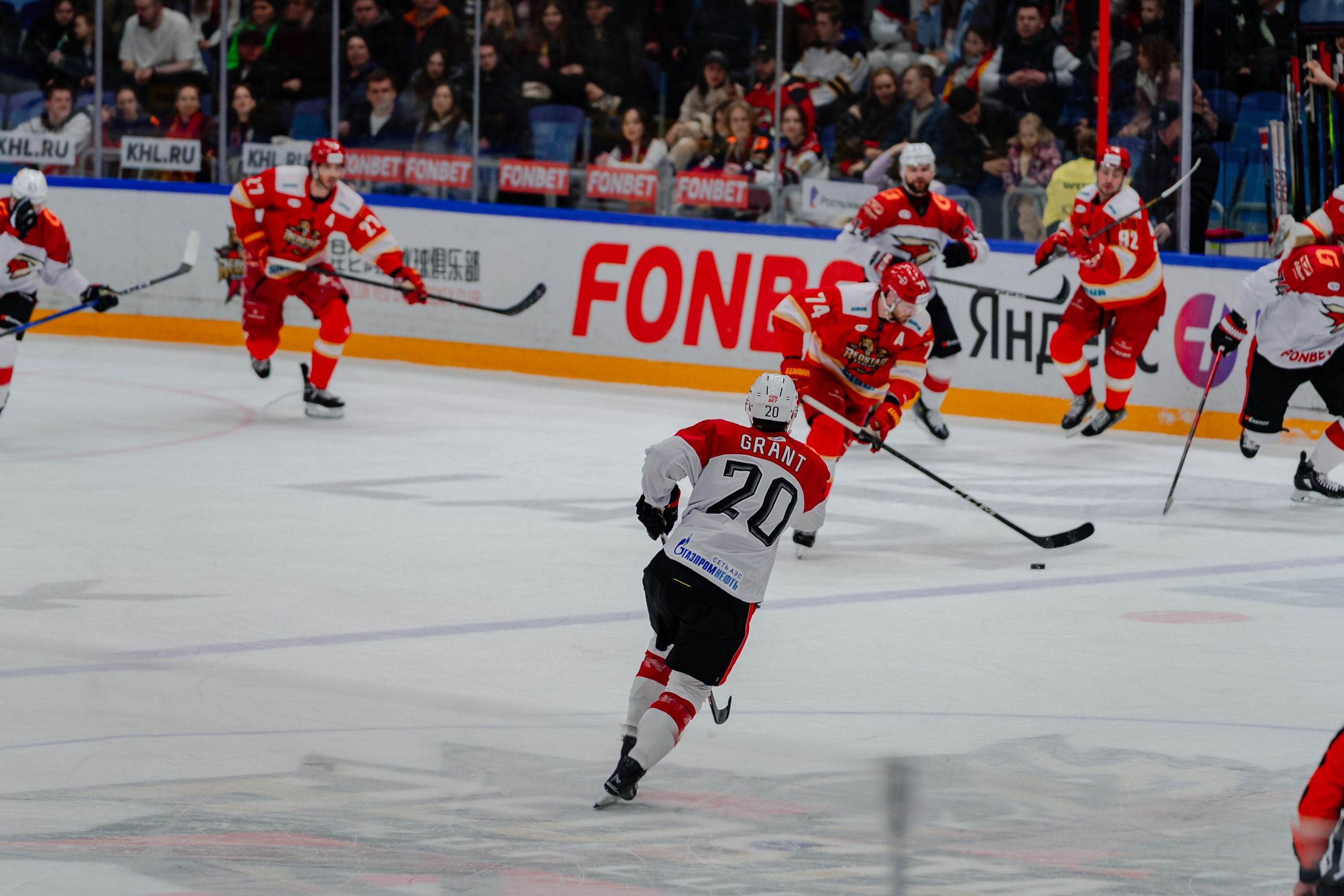 КХЛ КУНЬЛУНЬ РС — АВАНГАРД 22 МАРТА 2025. Репортажный фотограф в Москве Измалков Артем