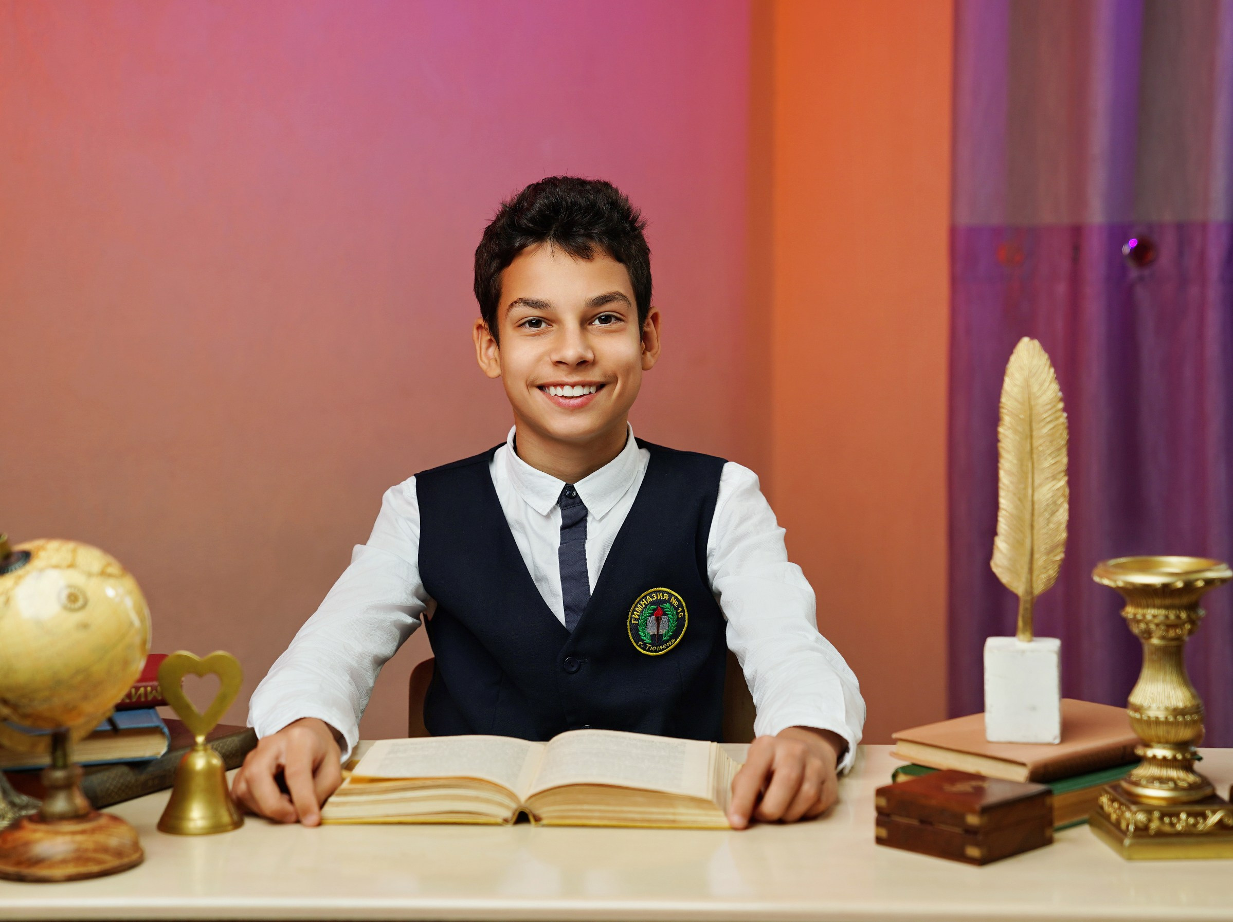 Виньетка + портреты. GOTRA — выпускные альбомы в Тюмени