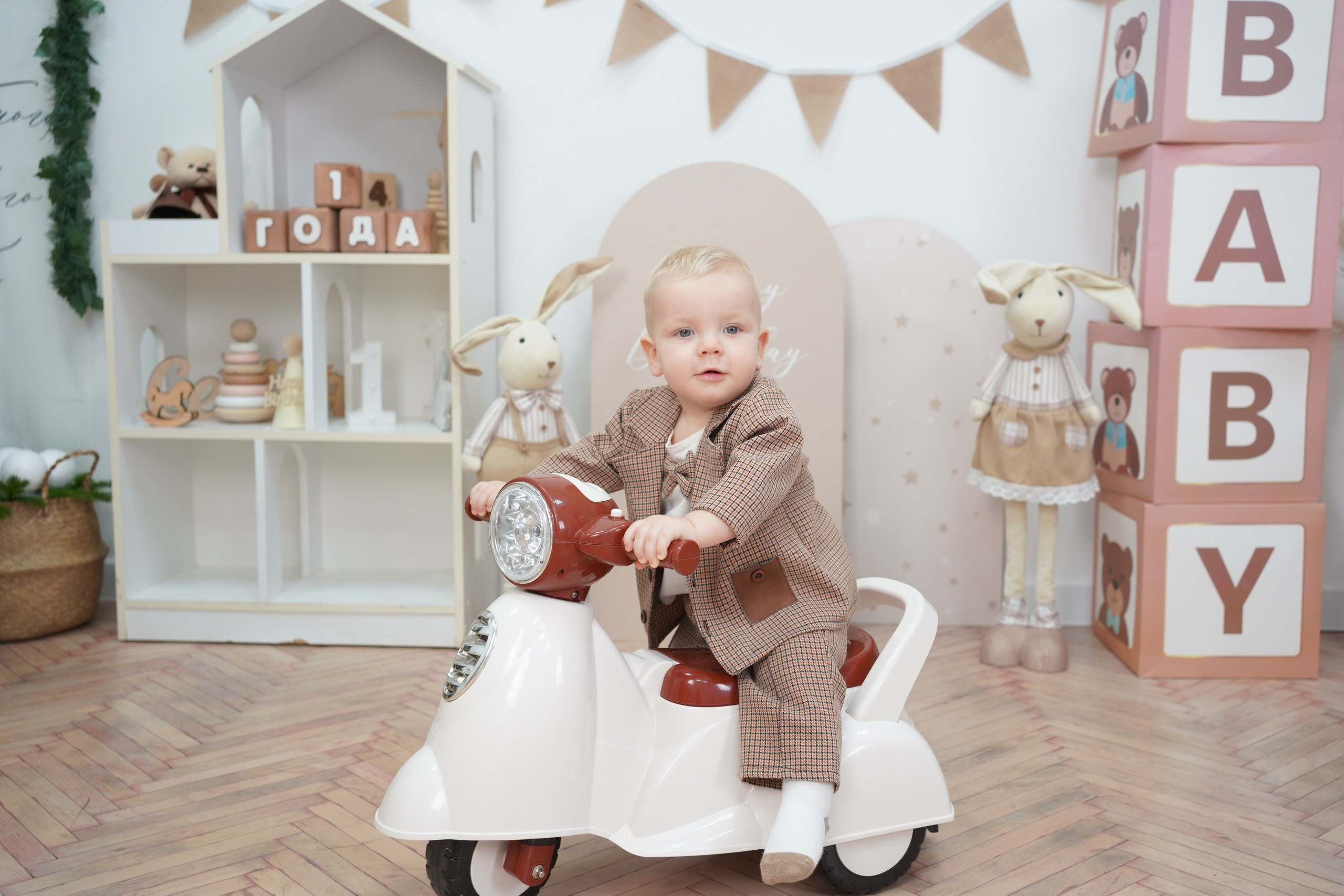 Фотосессия на Годик для Мальчиков. Детская Фотостудия ГОДОВАСИКИ в Санкт-Петербурге фотосесия на годик