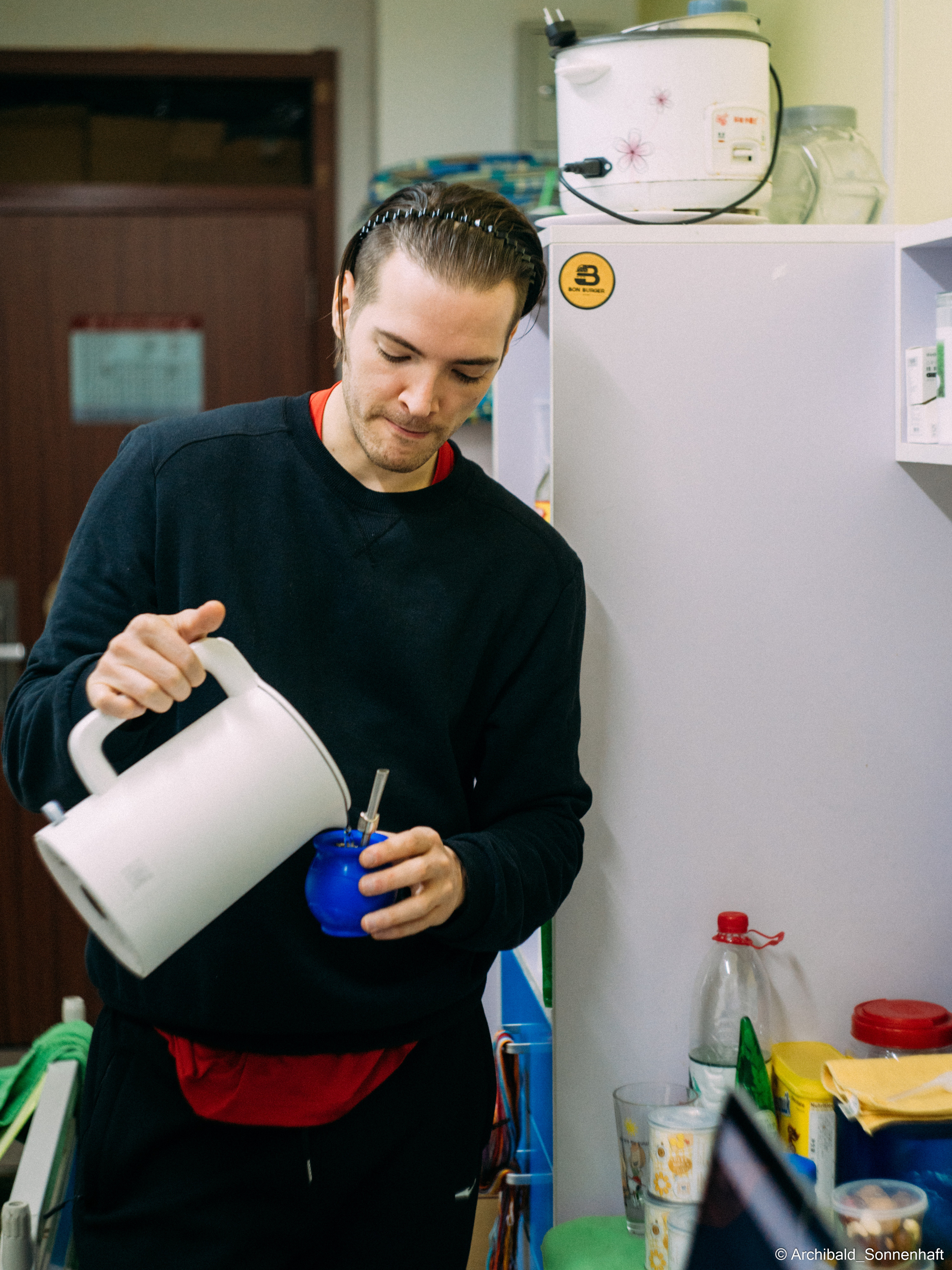 Argentine mate with our Argentine friend. Photographer in Guangzhou, China. Archibald Sonnenhaft