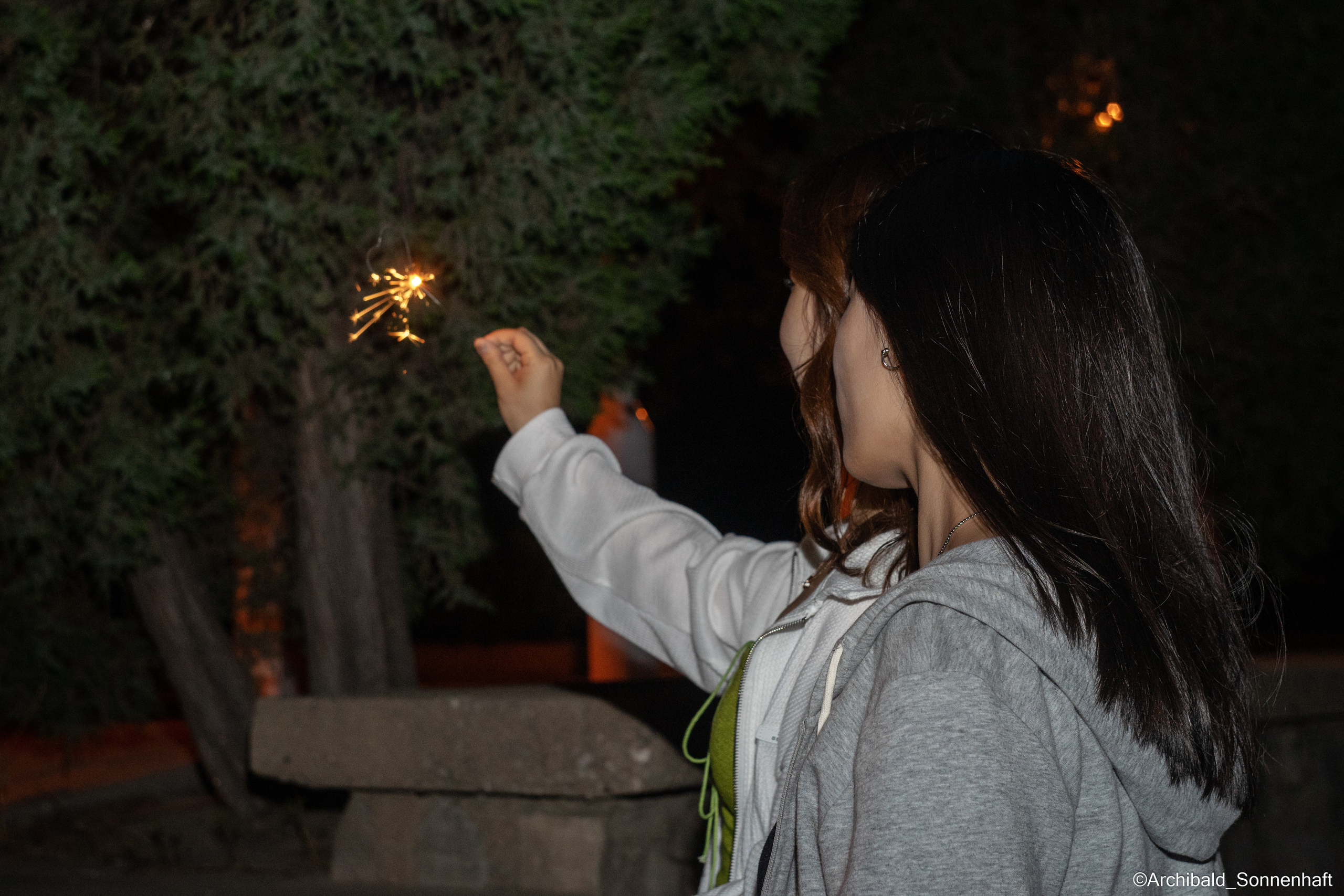 Underground photographers. Photographer in Guangzhou, China. Archibald Sonnenhaft