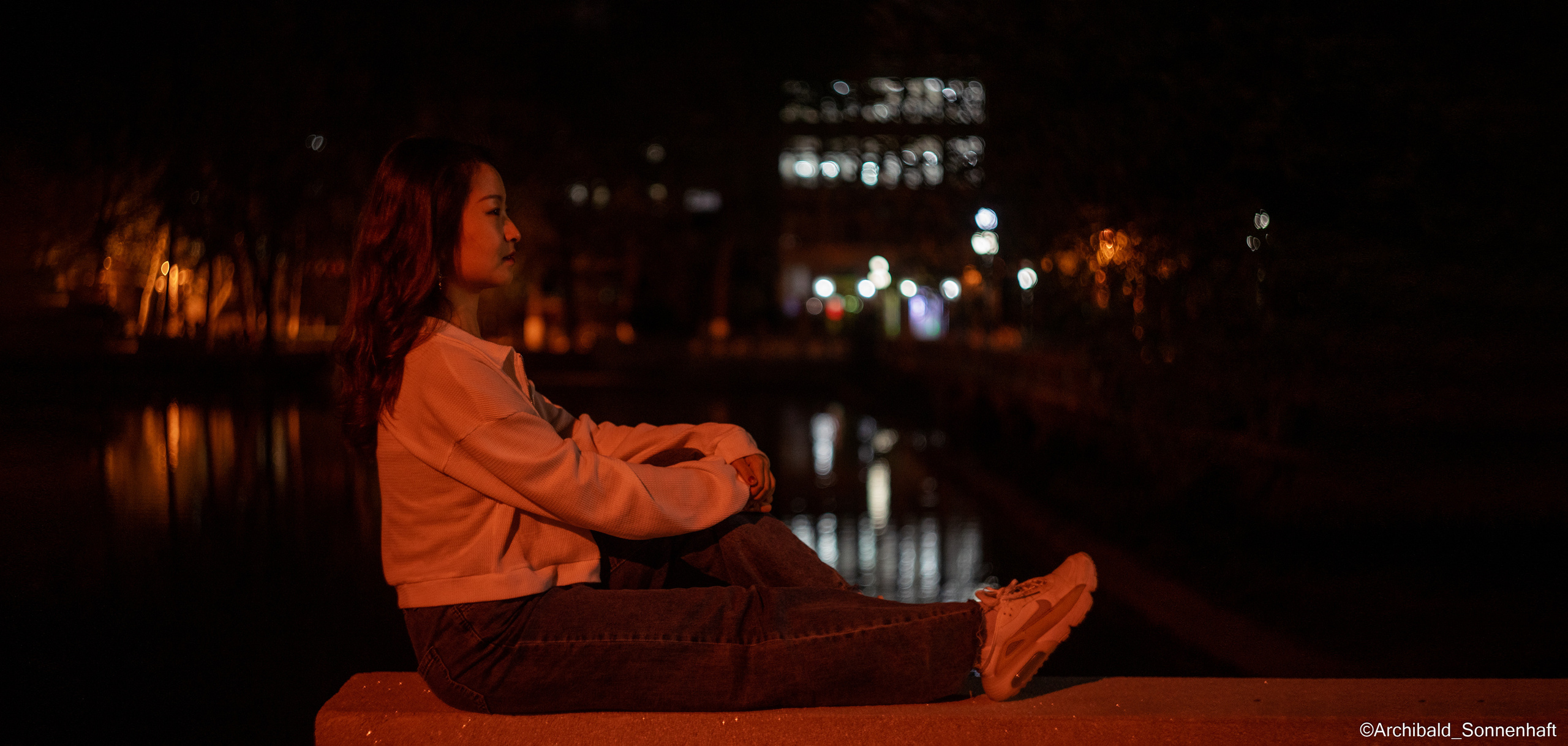 Underground photographers. Photographer in Guangzhou, China. Archibald Sonnenhaft