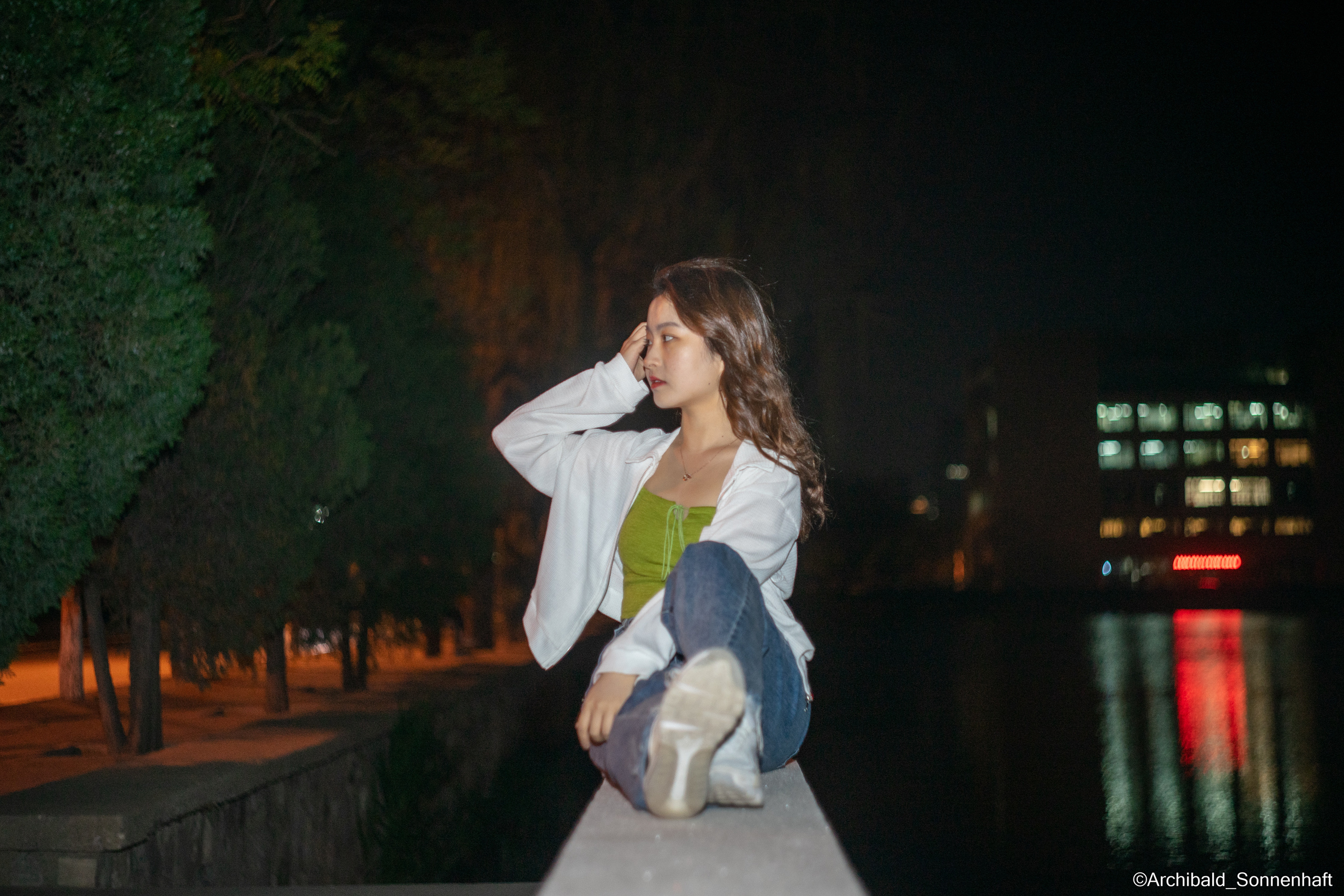 Underground photographers. Photographer in Guangzhou, China. Archibald Sonnenhaft