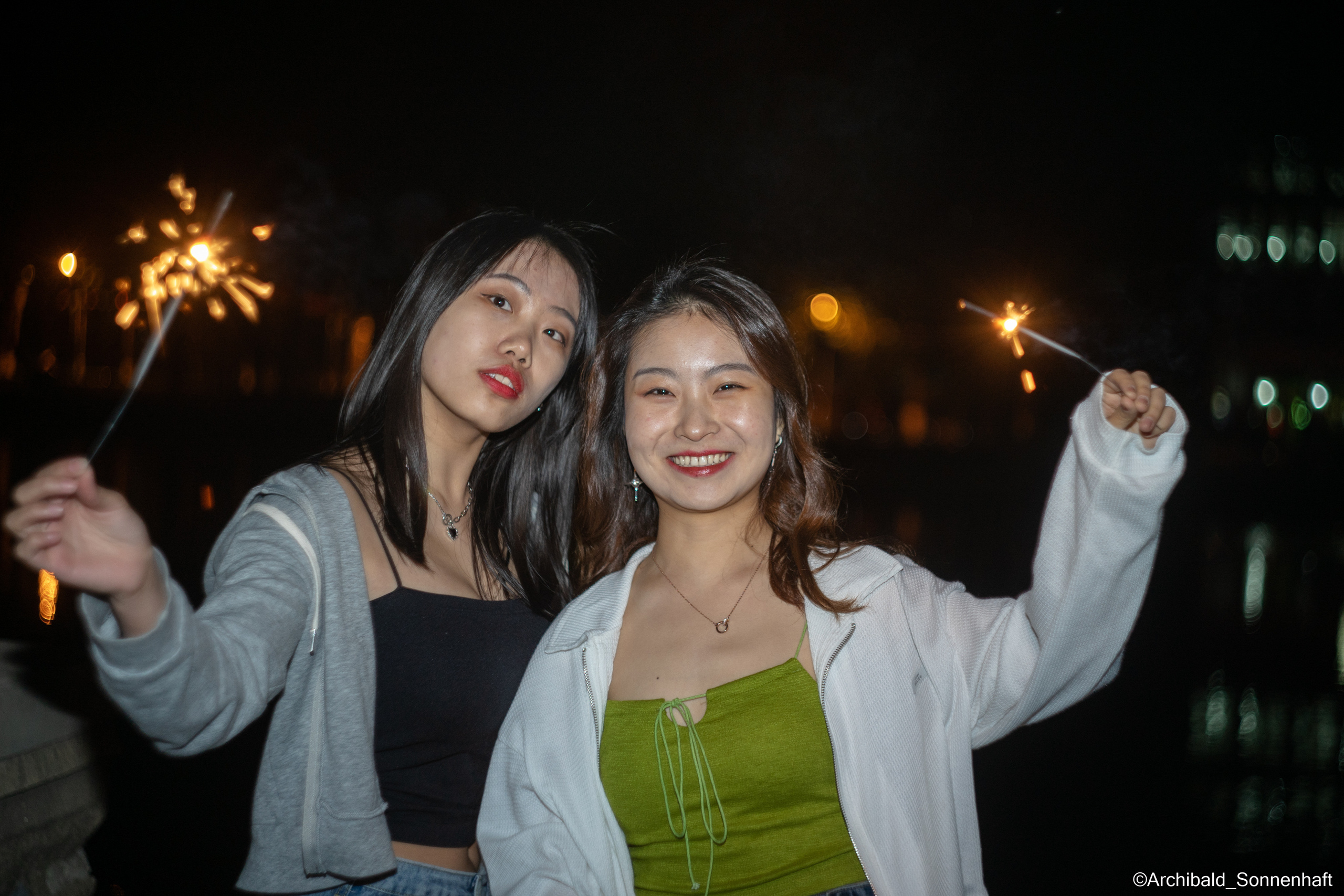 Underground photographers. Photographer in Guangzhou, China. Archibald Sonnenhaft