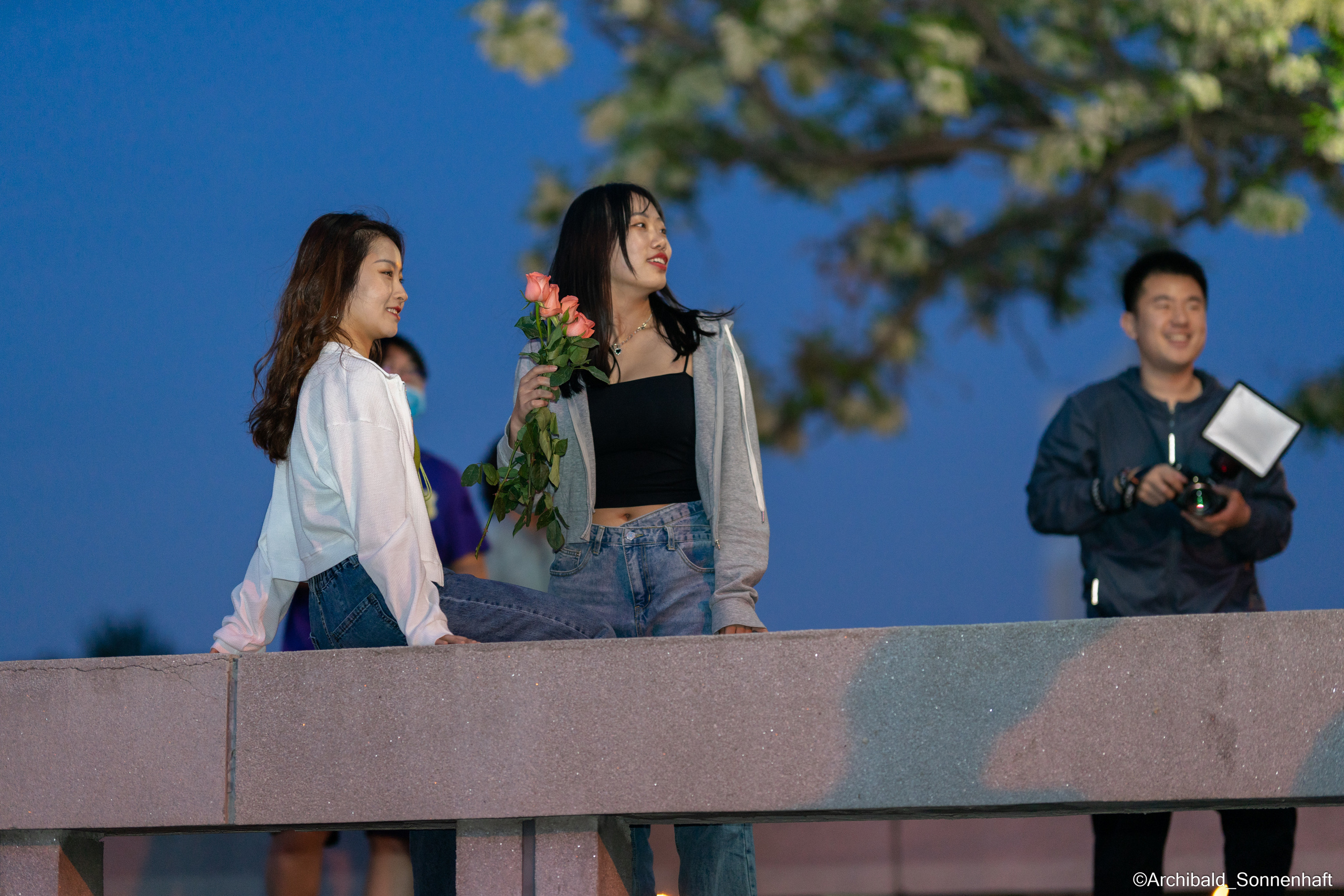 Underground photographers. Photographer in Guangzhou, China. Archibald Sonnenhaft